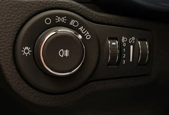 Fiat 500x view 11