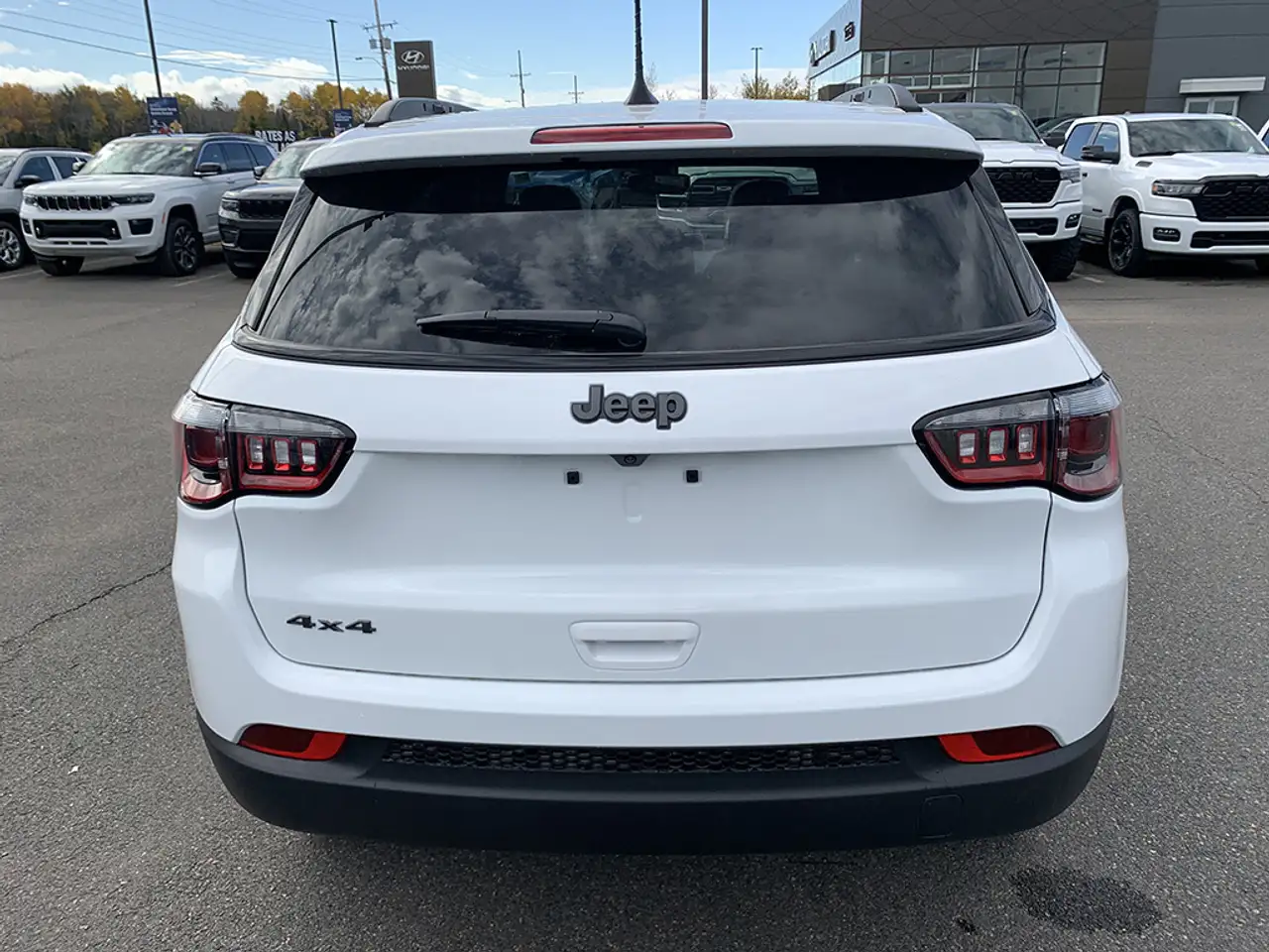 Jeep Compass снимка Jeep Compass