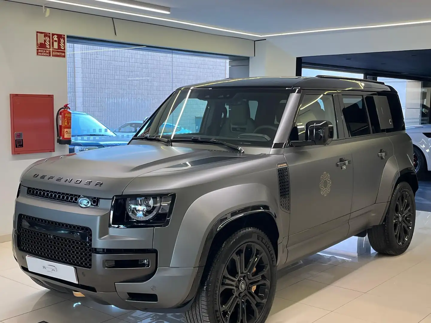 Land Rover Defender 110 4.4 V8 MHEV Octa Edition One AWD Aut. 635 Verde - 1