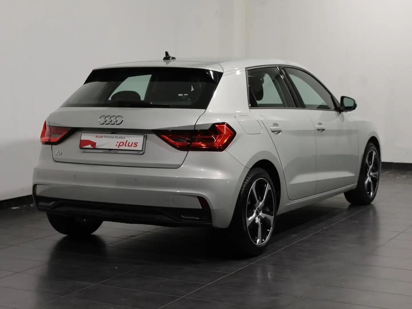 Audi A1 Sportback 35 1.5 tfsi Admired Advanced s-tronic Argento - 2