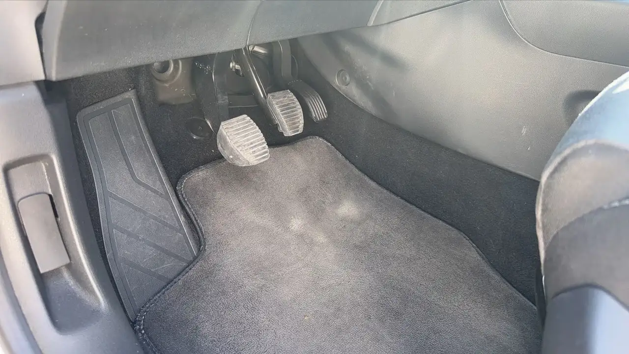 Citroen C4 Berline — photo 25