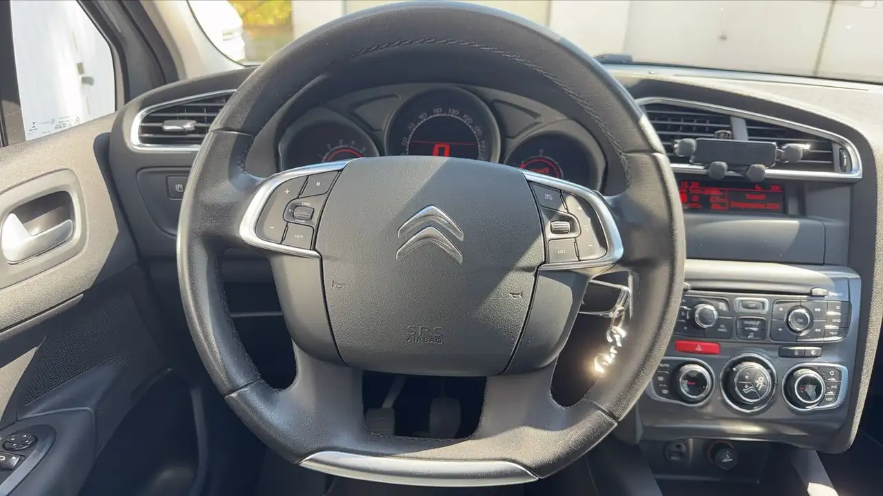 Citroen C4 Berline — photo 23