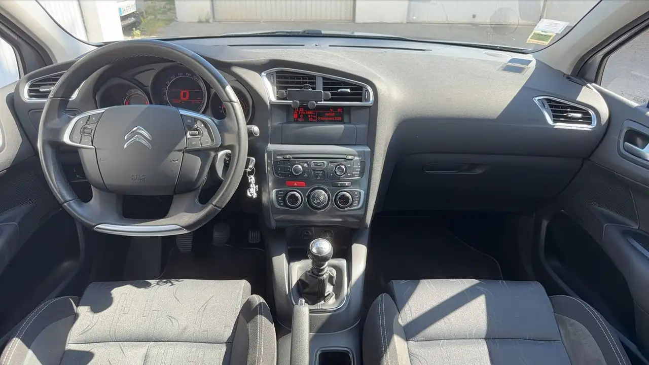 Citroen C4 Berline — photo 11