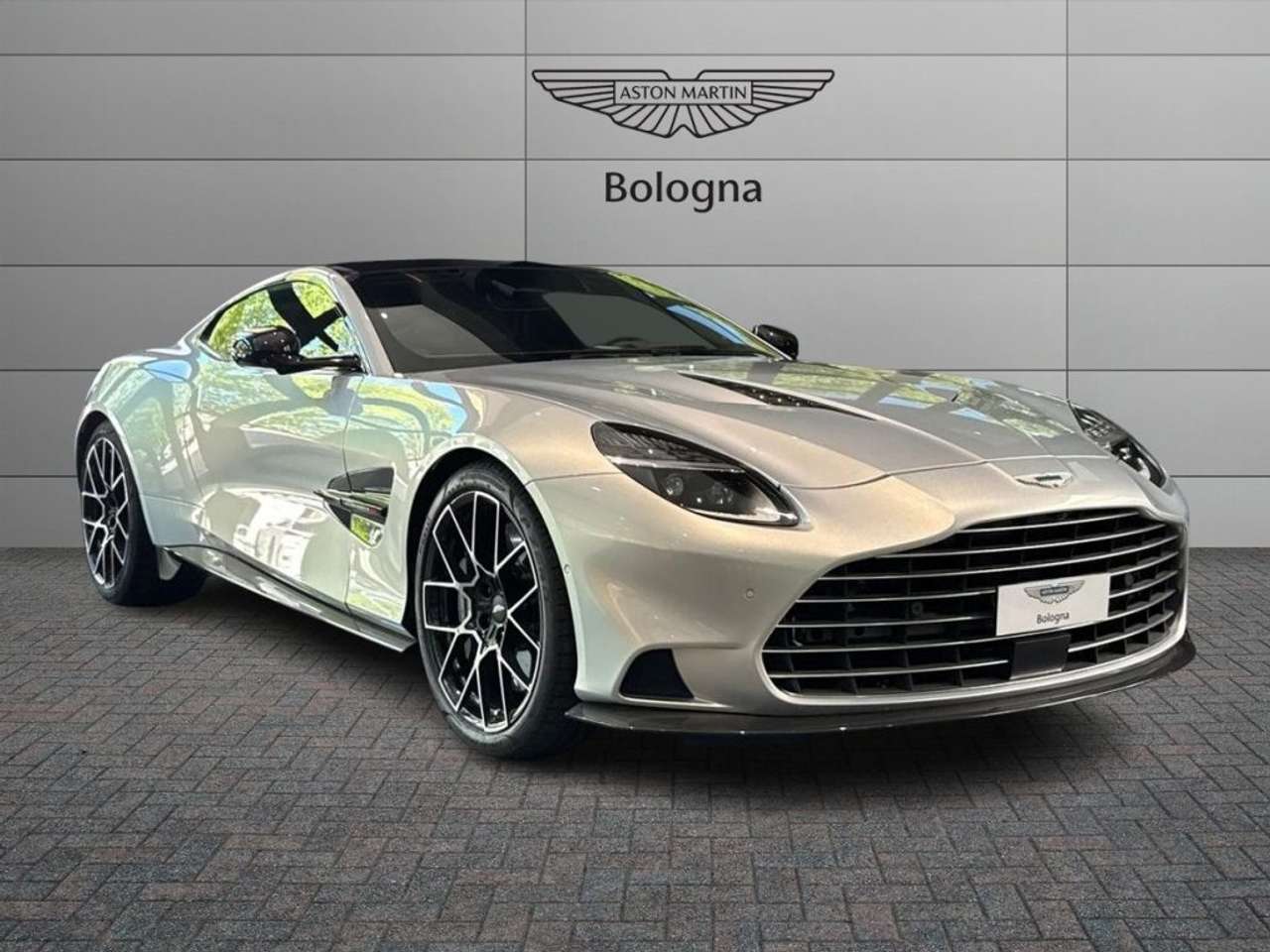 Aston Martin Others V12 Vanquish Coupé 5.2 auto