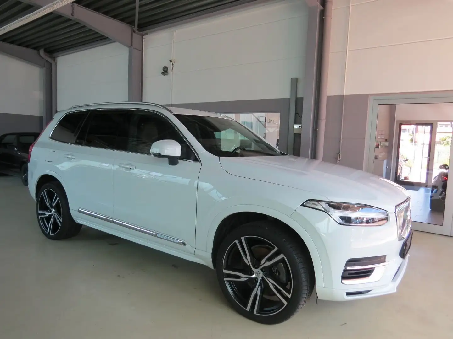 Volvo XC90 T8 Inscription Expr Recharge Plug-In Hybrid Weiß - 2