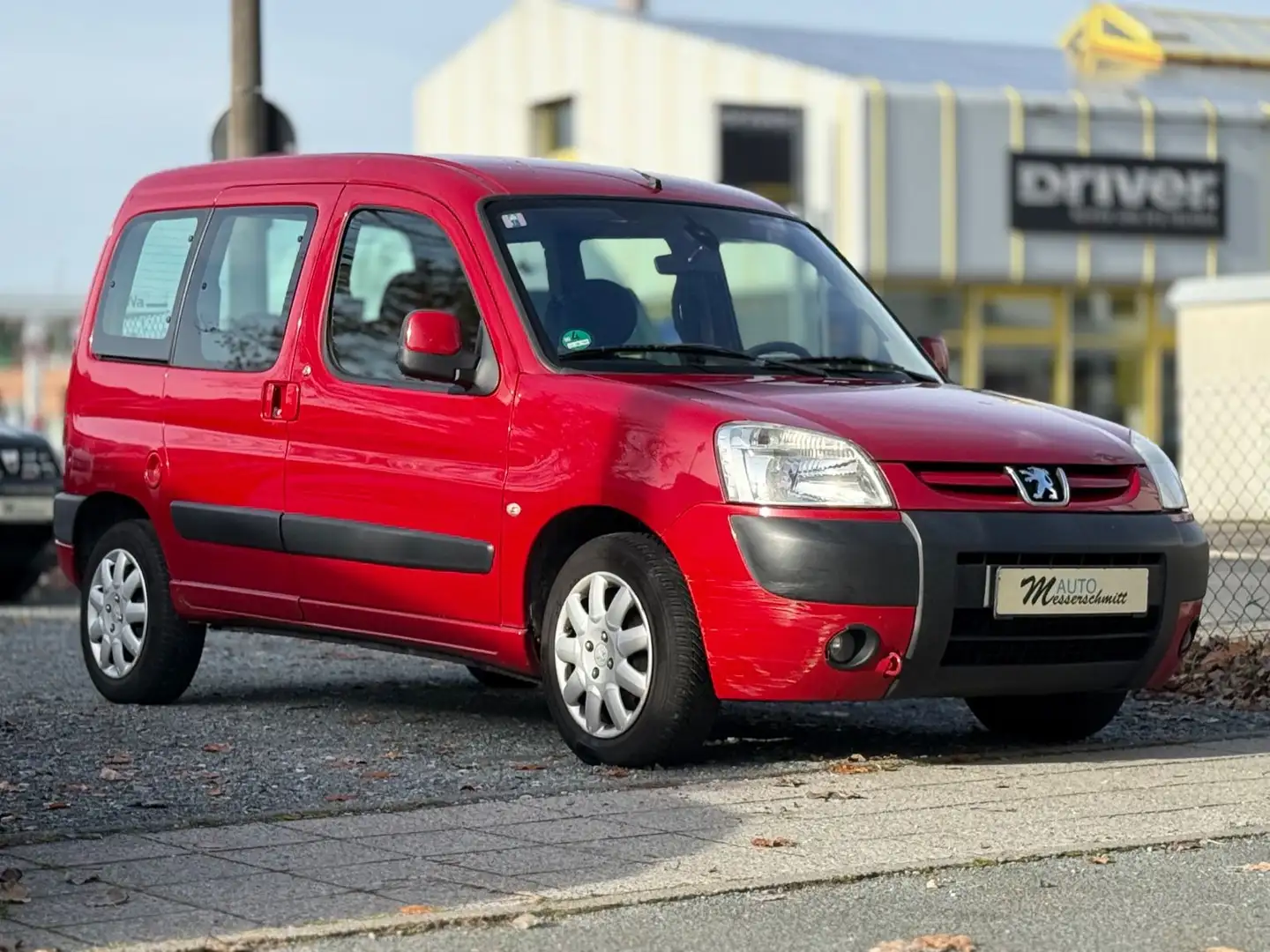 Peugeot Partner Tendance Kombi KLIMA PDC 5-SITZE Rot - 1