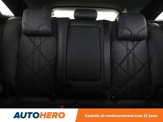 DS Automobiles DS 7 Crossback view 15