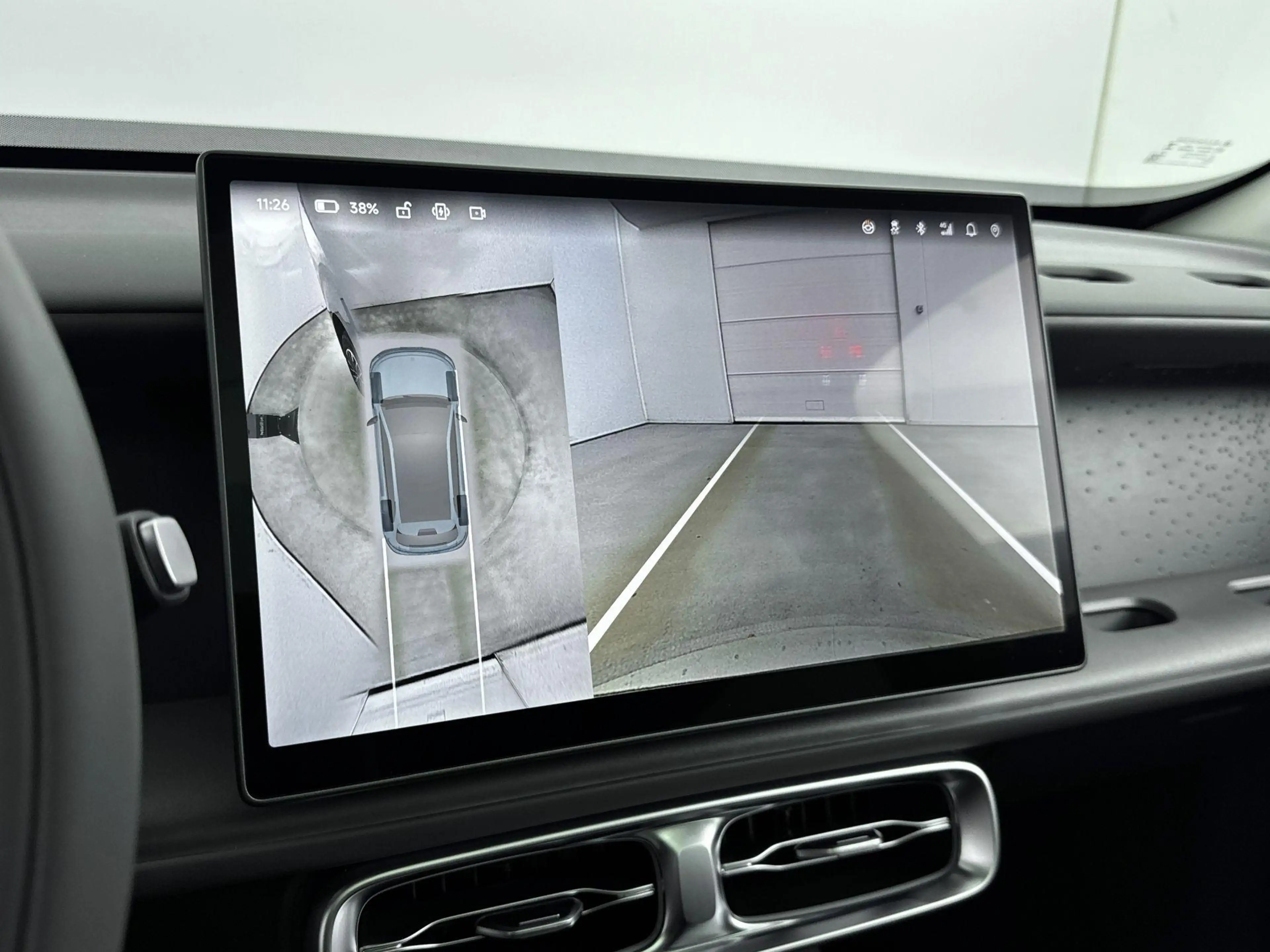 Leapmotor B10 Design ProMax 67.1 kWh Panoramadak | Navigatie | S — photo 8