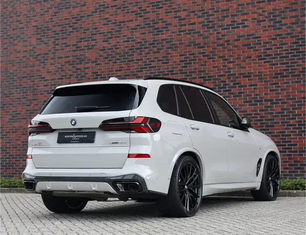 BMW X5 view 17