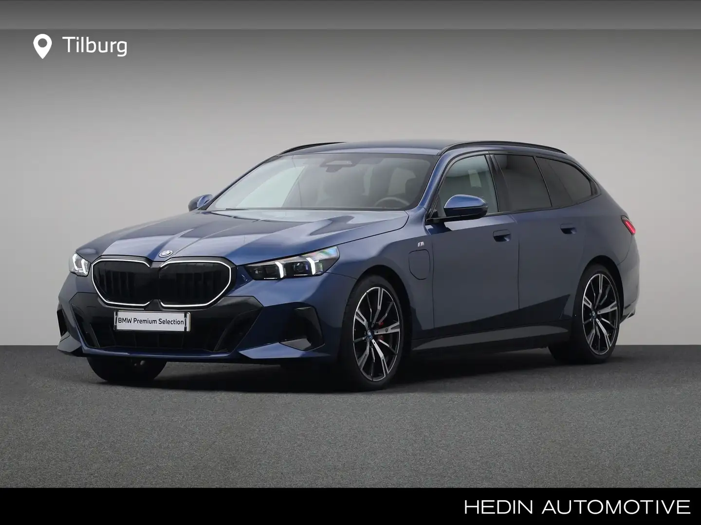 BMW 550 5-serie Touring 550e xDrive | M-sport Pro. | M-spo Blauw - 1