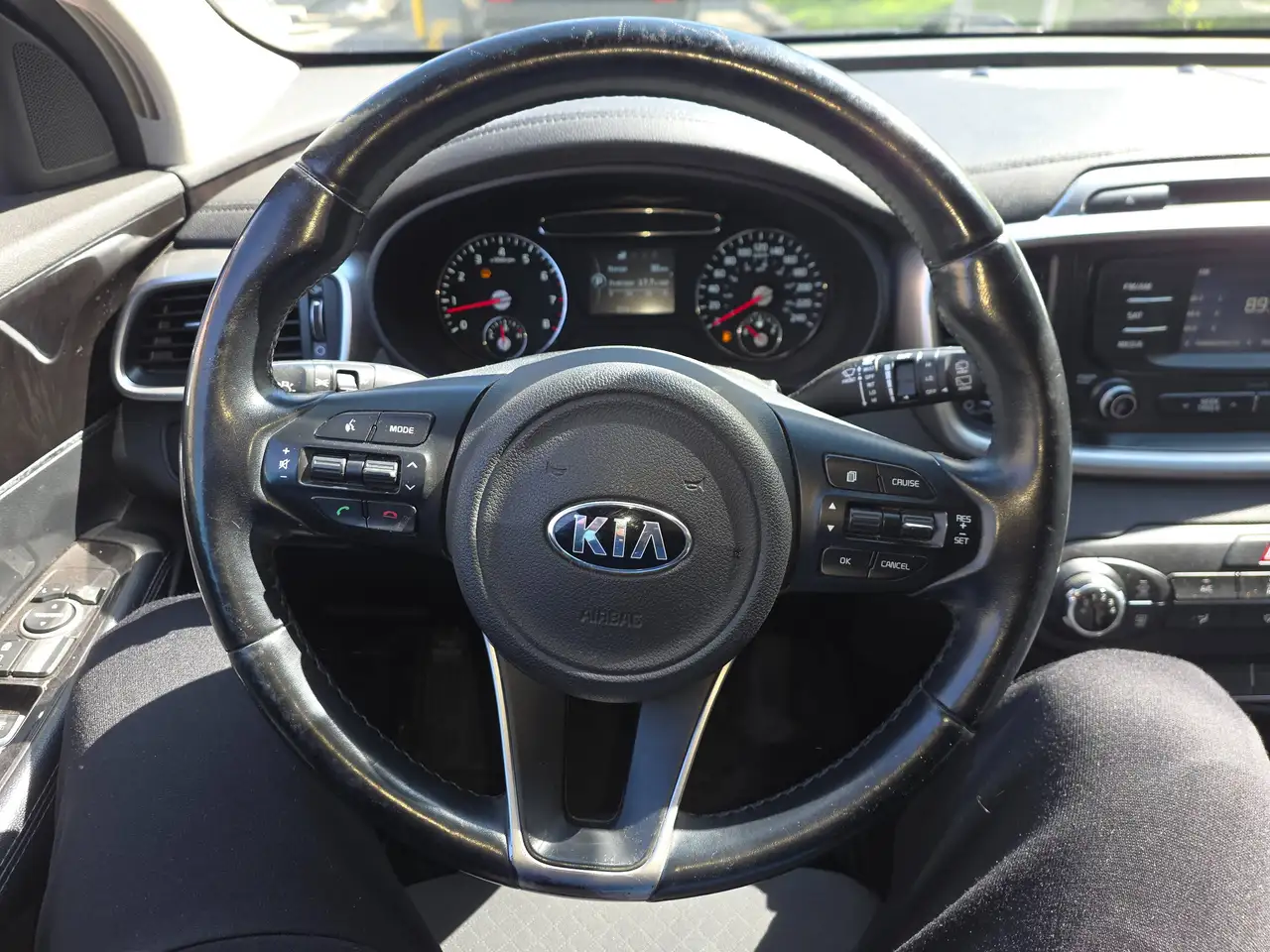 Kia Sorento снимка Kia Sorento