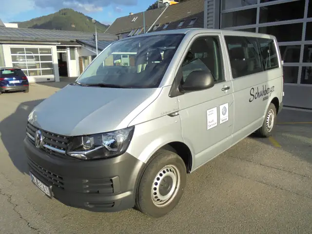 Volkswagen T6 Caravelle Trendline 2,0 BMT TDI 4motion