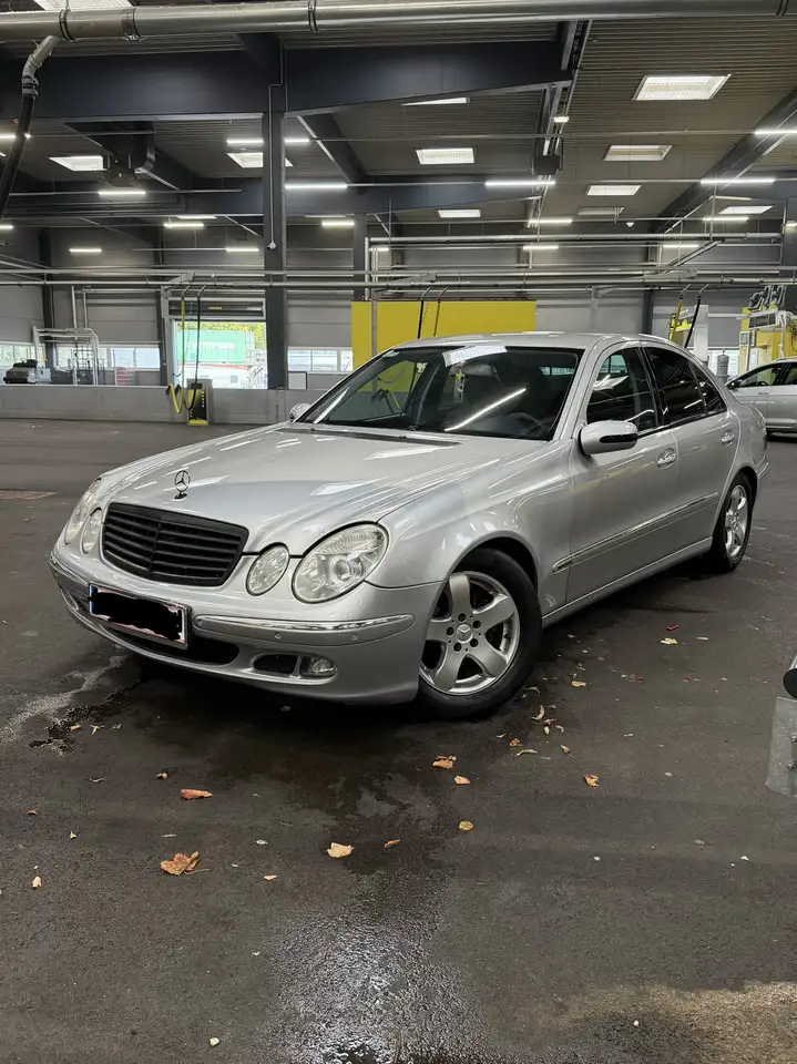 Mercedes-Benz E 280