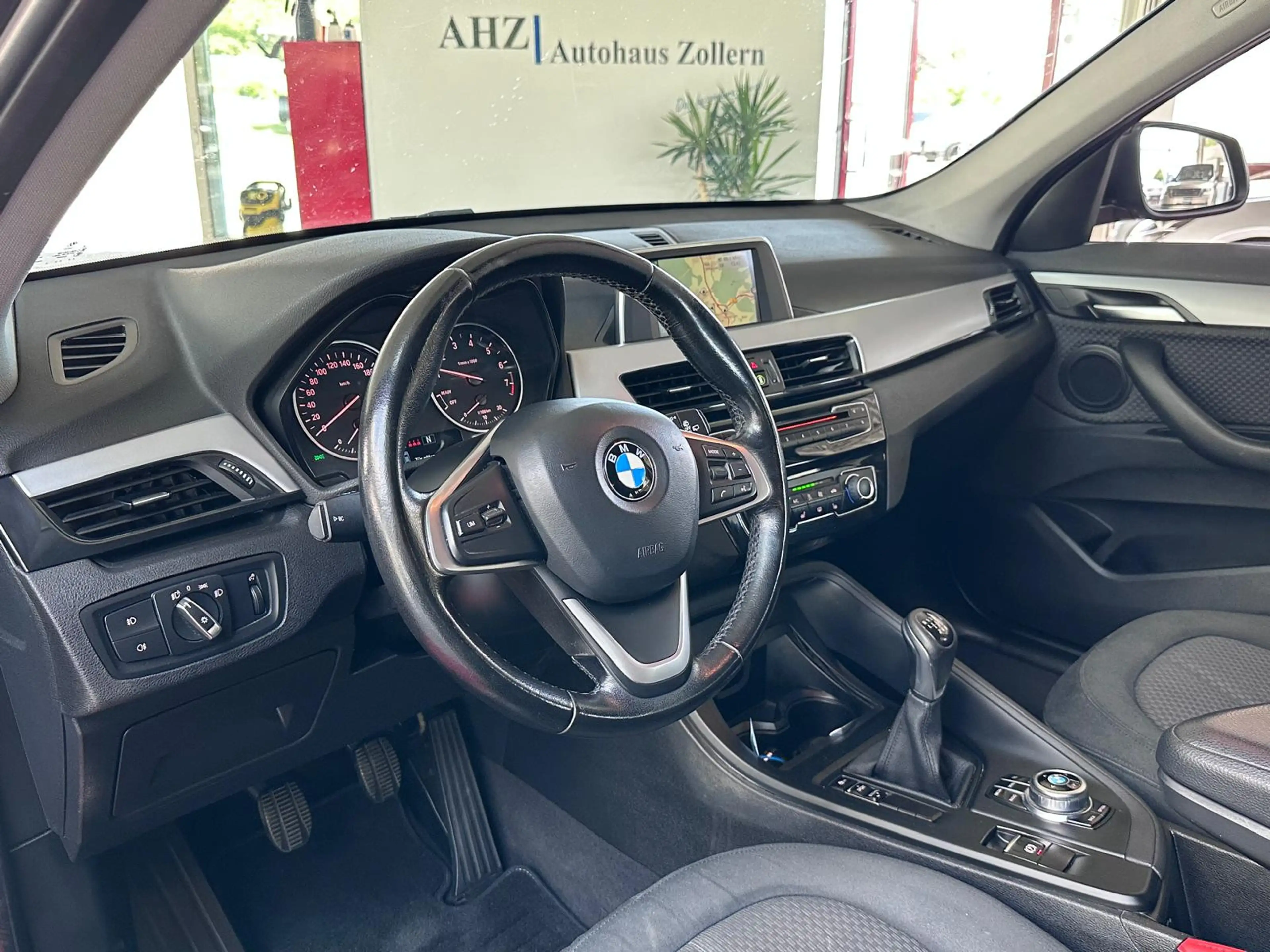 BMW X1 sDrive 18 i NAVI LED PDC — photo 8