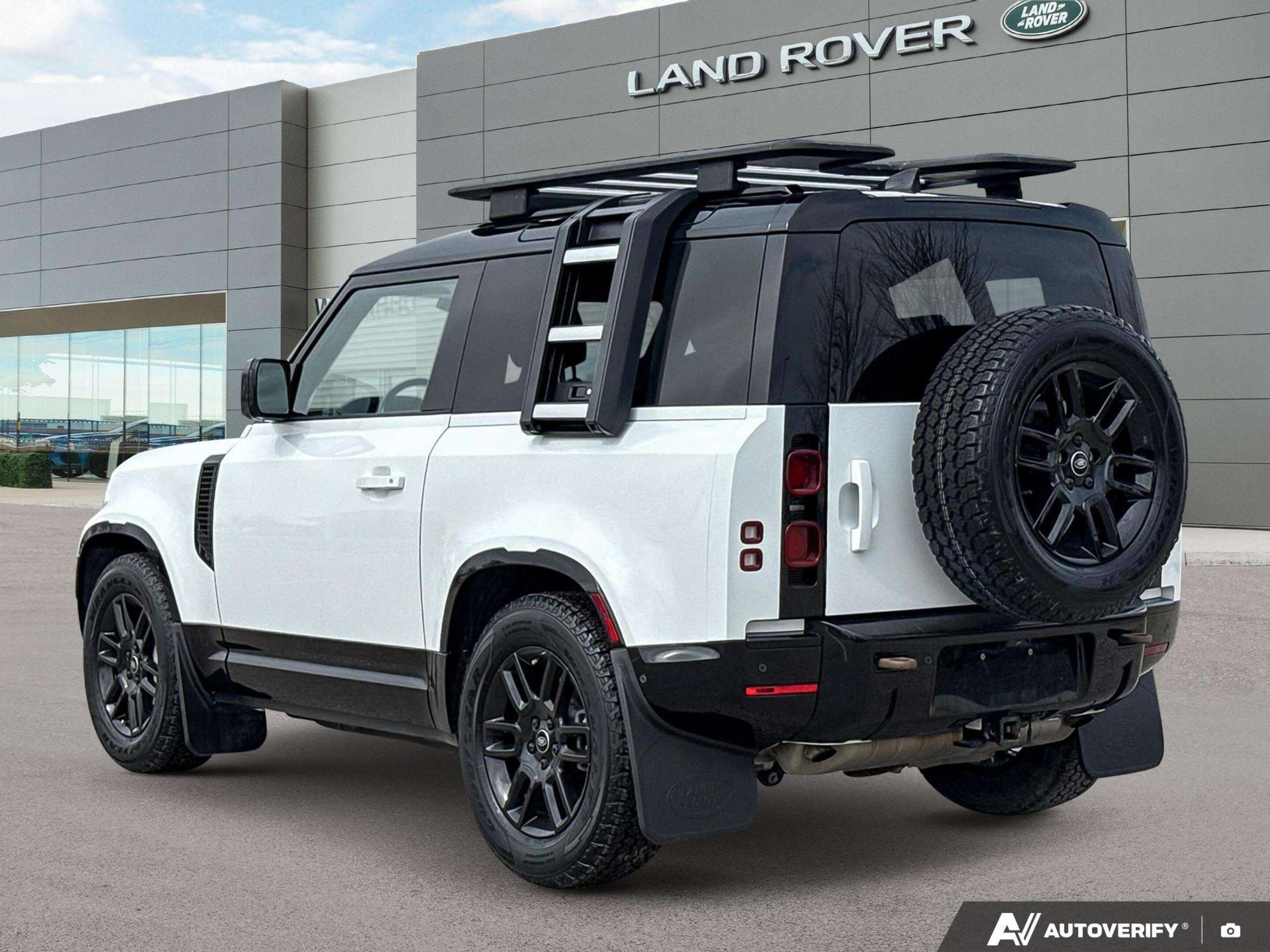 2023 Land Rover Defender 90 Rare Trophy Edition | Local alt 5