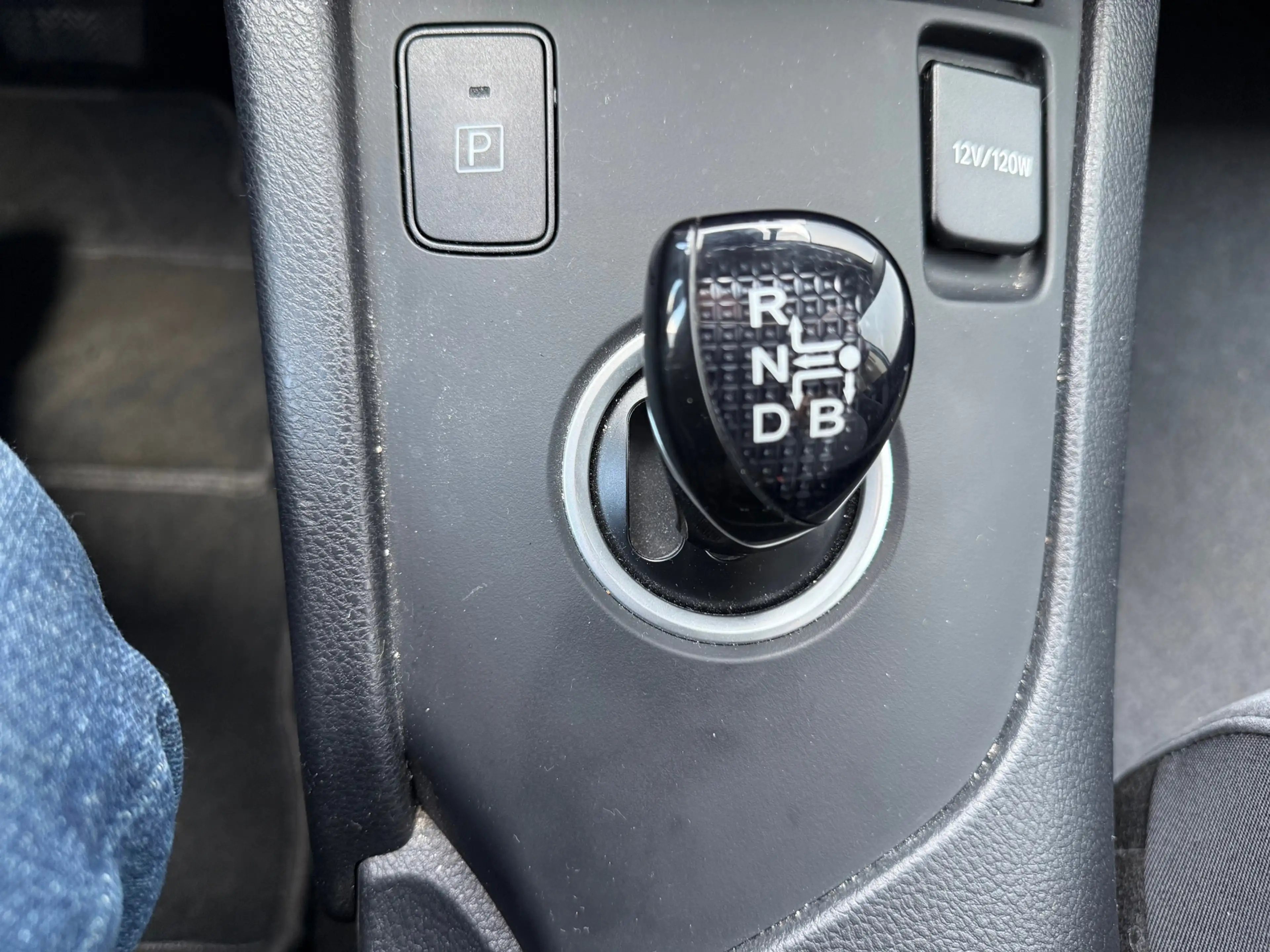 Toyota Auris Touring Sports 1.8 Hybrid | Automaat | Keyless | D — photo 14