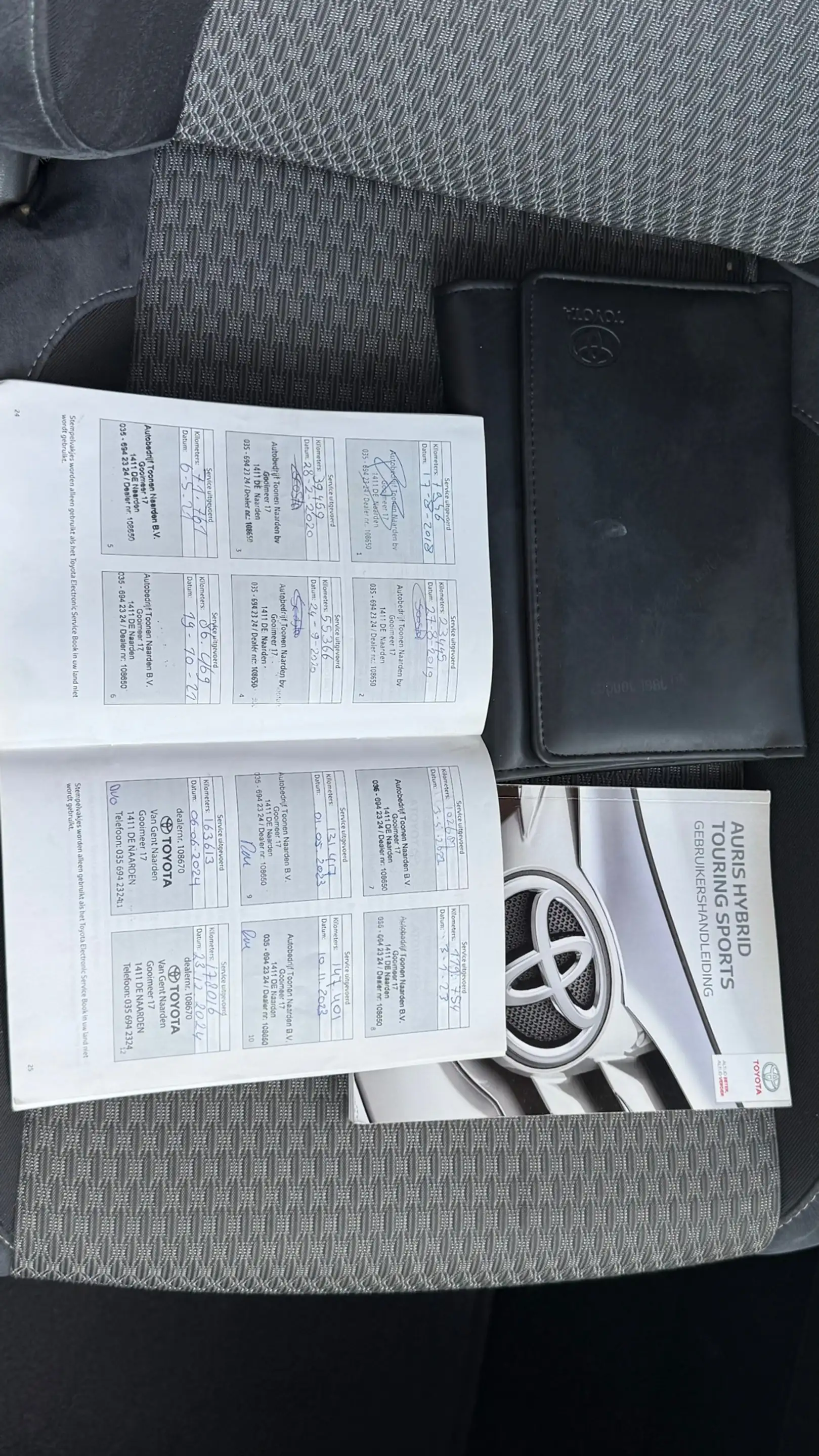 Toyota Auris Touring Sports 1.8 Hybrid | Automaat | Keyless | D — photo 12