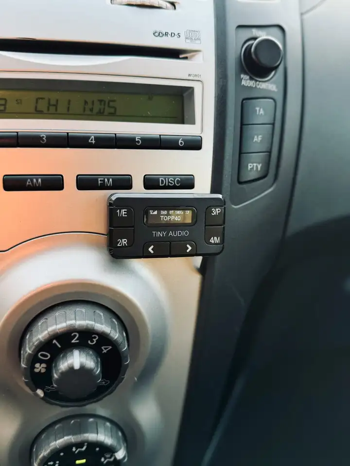 Toyota Yaris 65 VVT-i LinÃ©a Techno