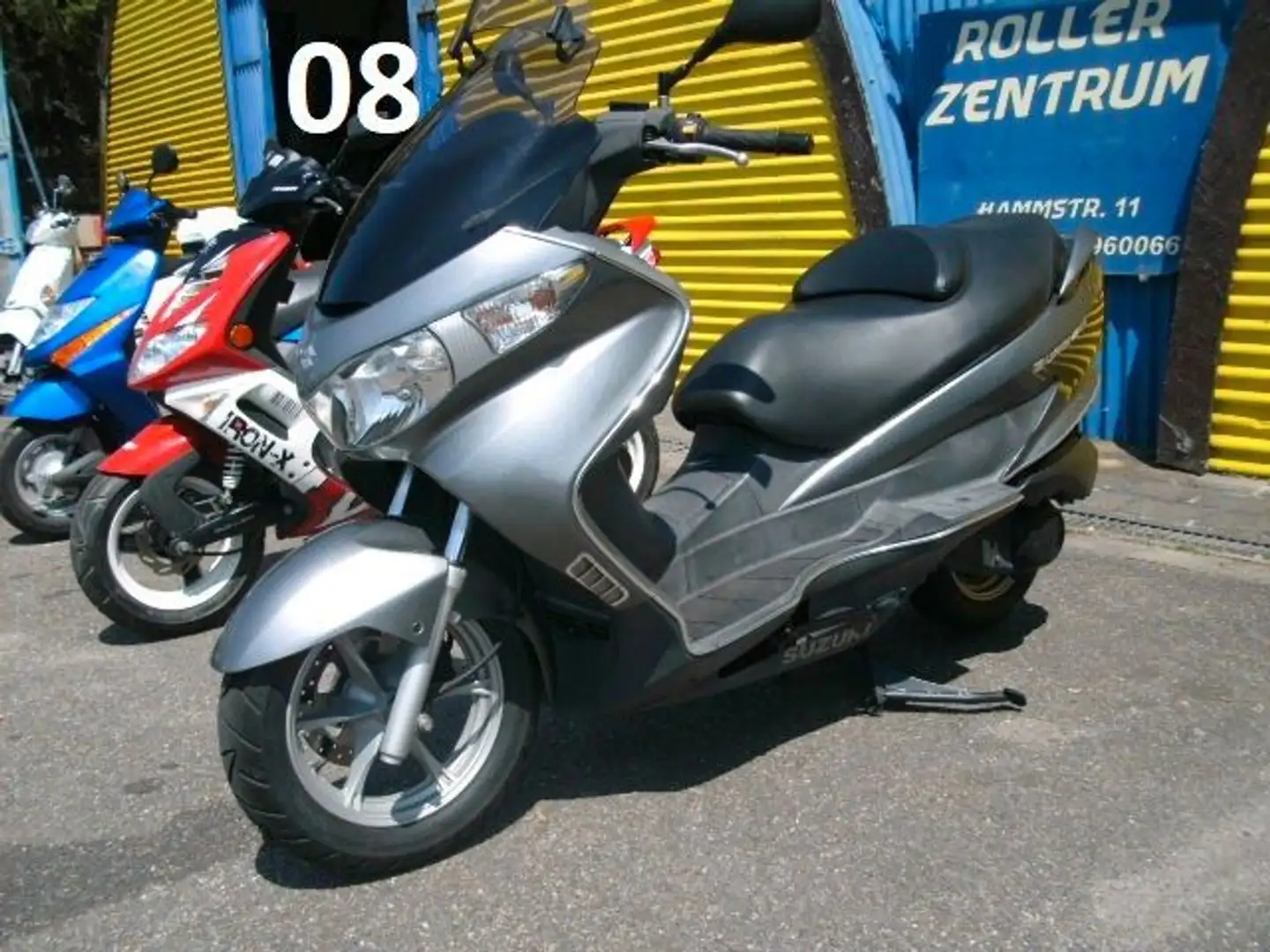 Suzuki Burgman 125 (4.Stück) 80 Gebrauchte Roller* Grijs - 1