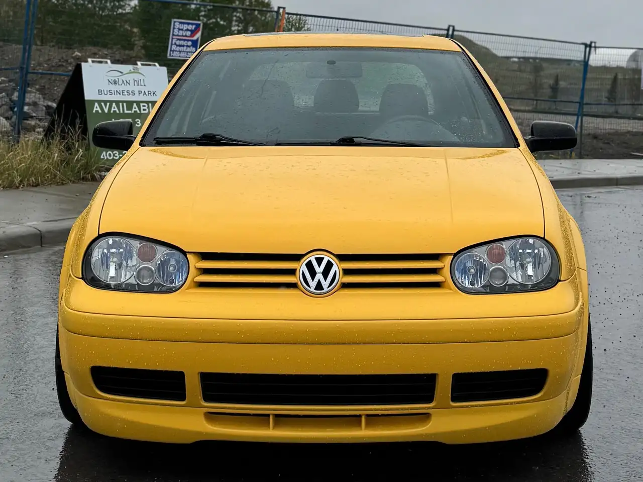 Volkswagen Golf GTI снимка Volkswagen Golf GTI