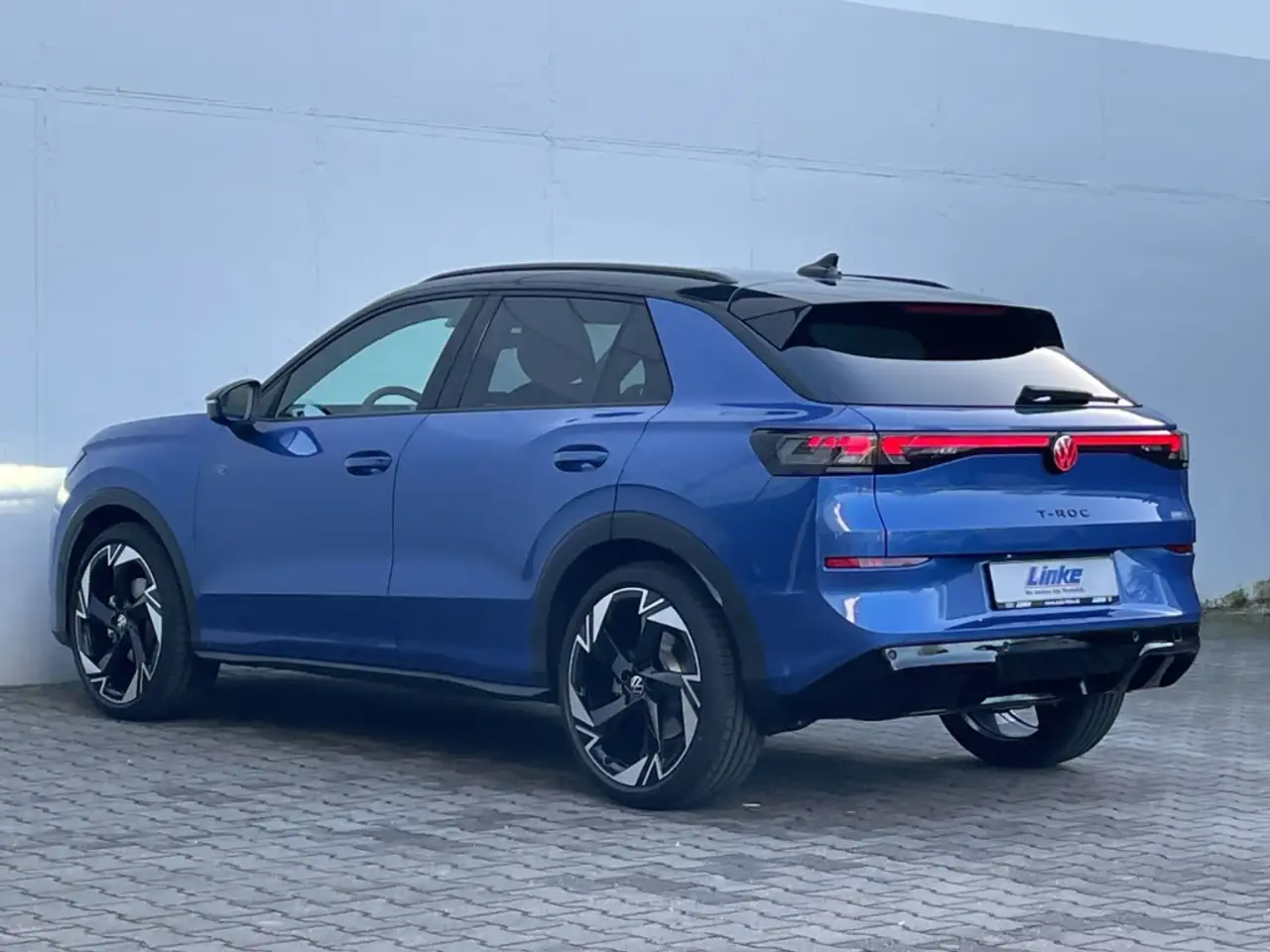 Volkswagen T-Roc R-Line 1.5 eTSI IQ.LIGHT/HUD/AHK/Pano/H&K 360°Kame 6