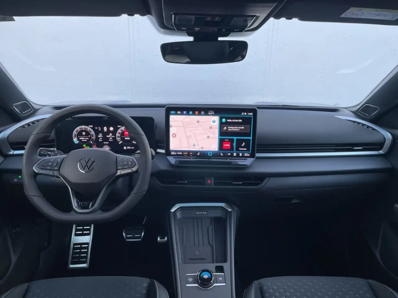 Volkswagen T-Roc R-Line 1.5 eTSI IQ.LIGHT/HUD/AHK/Pano/H&K 360°Kame 11
