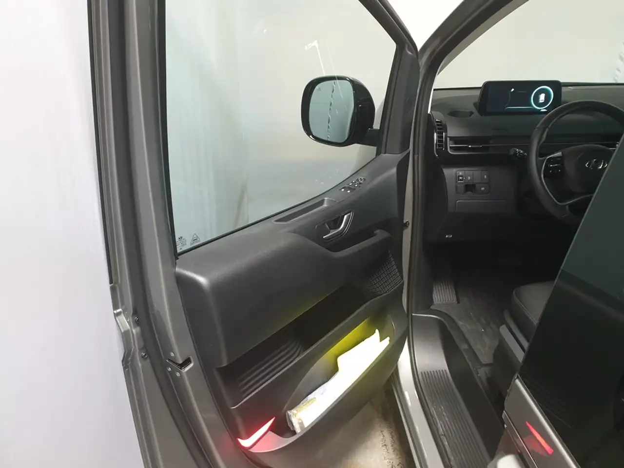 Hyundai STARIA 2.2 CRDi Feel 9S A8 8