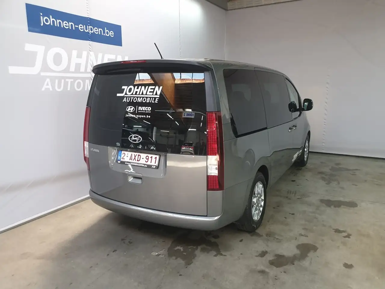 Hyundai STARIA 2.2 CRDi Feel 9S A8 4