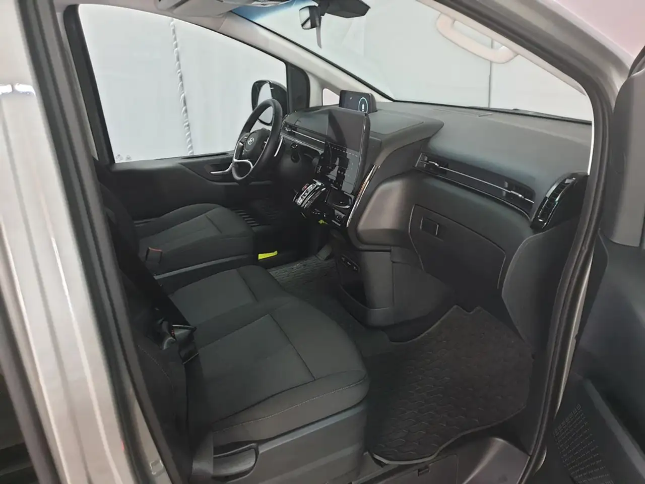 Hyundai STARIA 2.2 CRDi Feel 9S A8 10