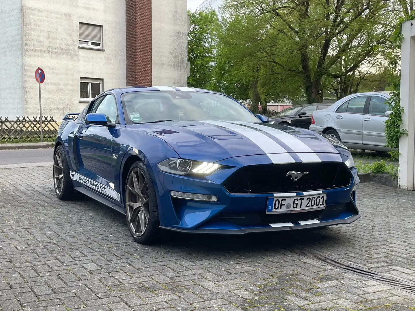 Ford Mustang 5.0 GT Klappe*20-Zoll*Premium*Performance*8fach Kék - 1