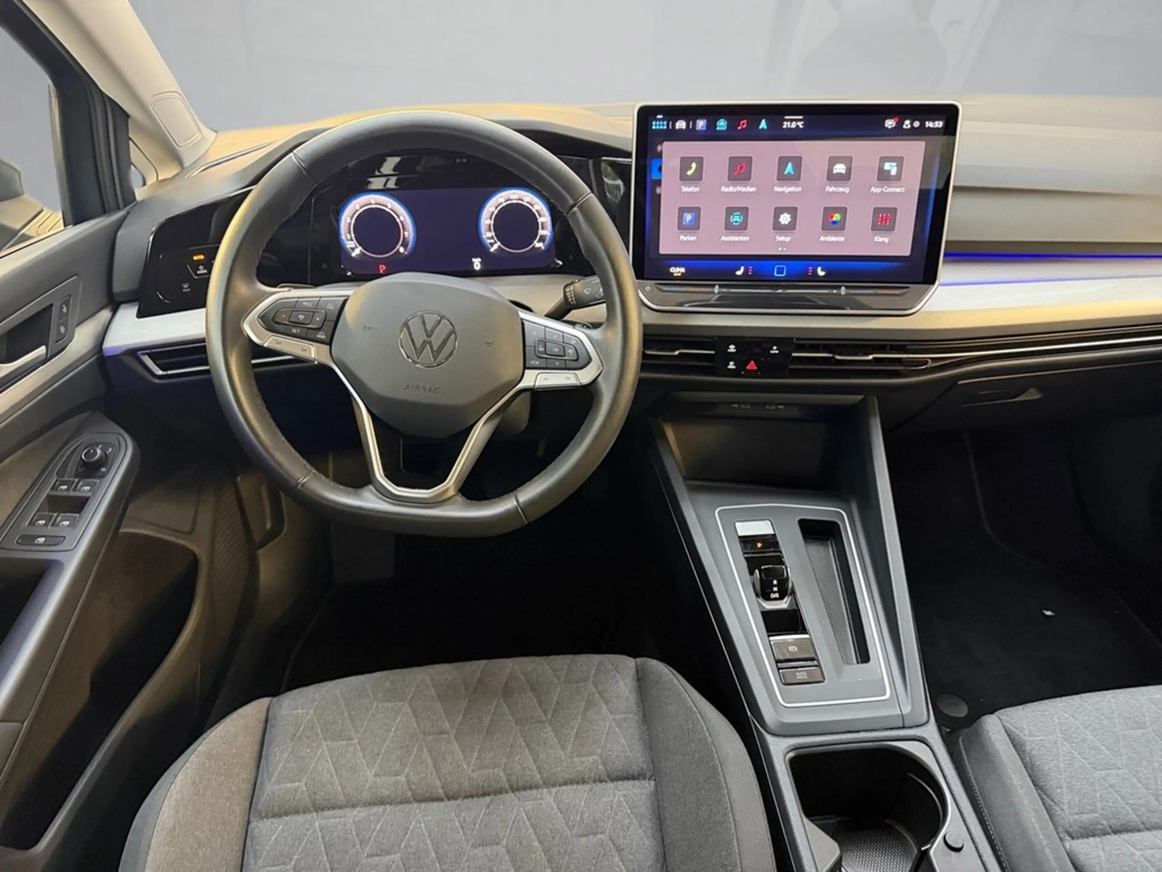 Volkswagen Golf Variant Life 1,5 l eTSI DSG — photo 10