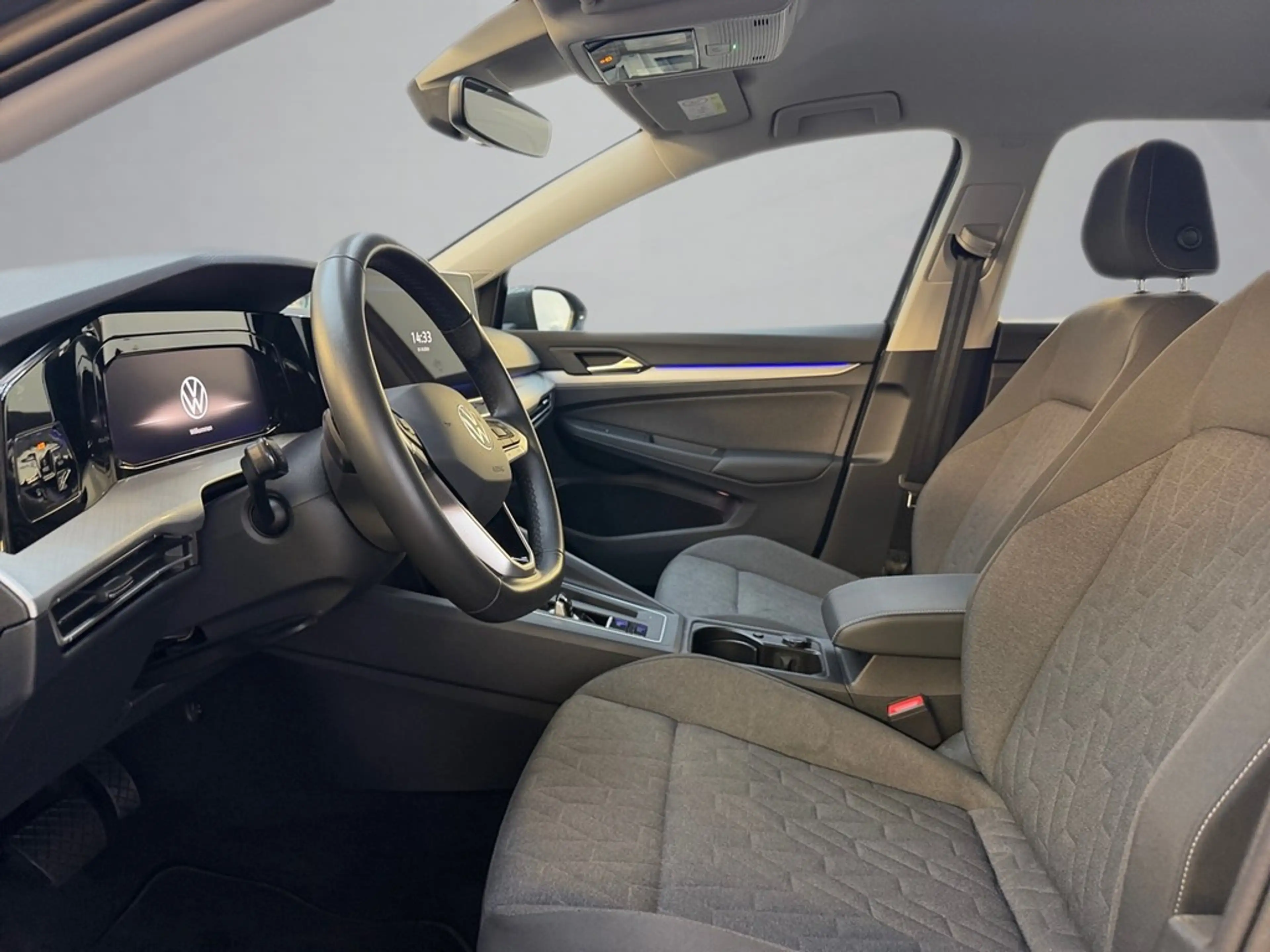 Volkswagen Golf Variant Life 1,5 l eTSI DSG — photo 7