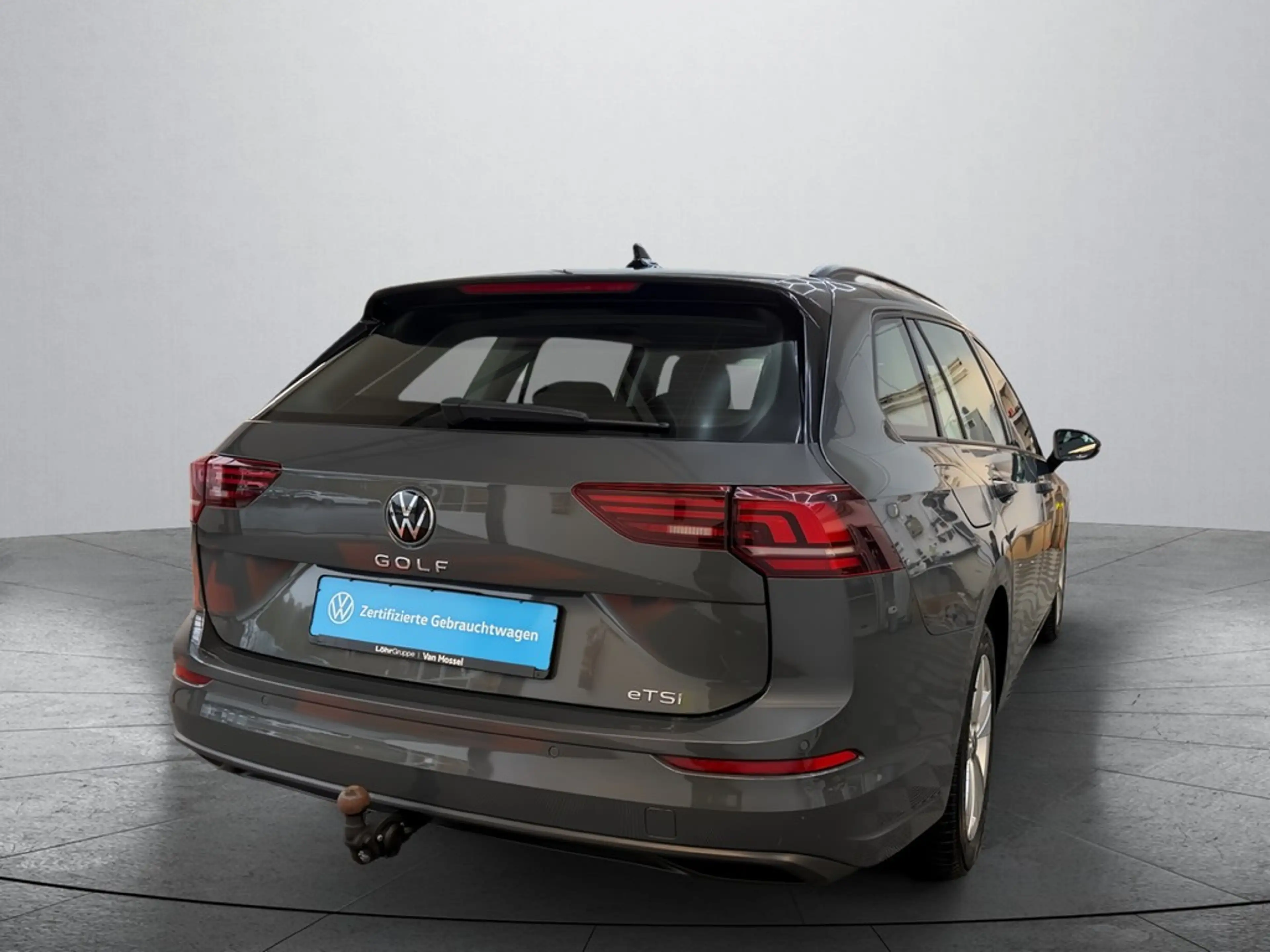 Volkswagen Golf Variant Life 1,5 l eTSI DSG — photo 5