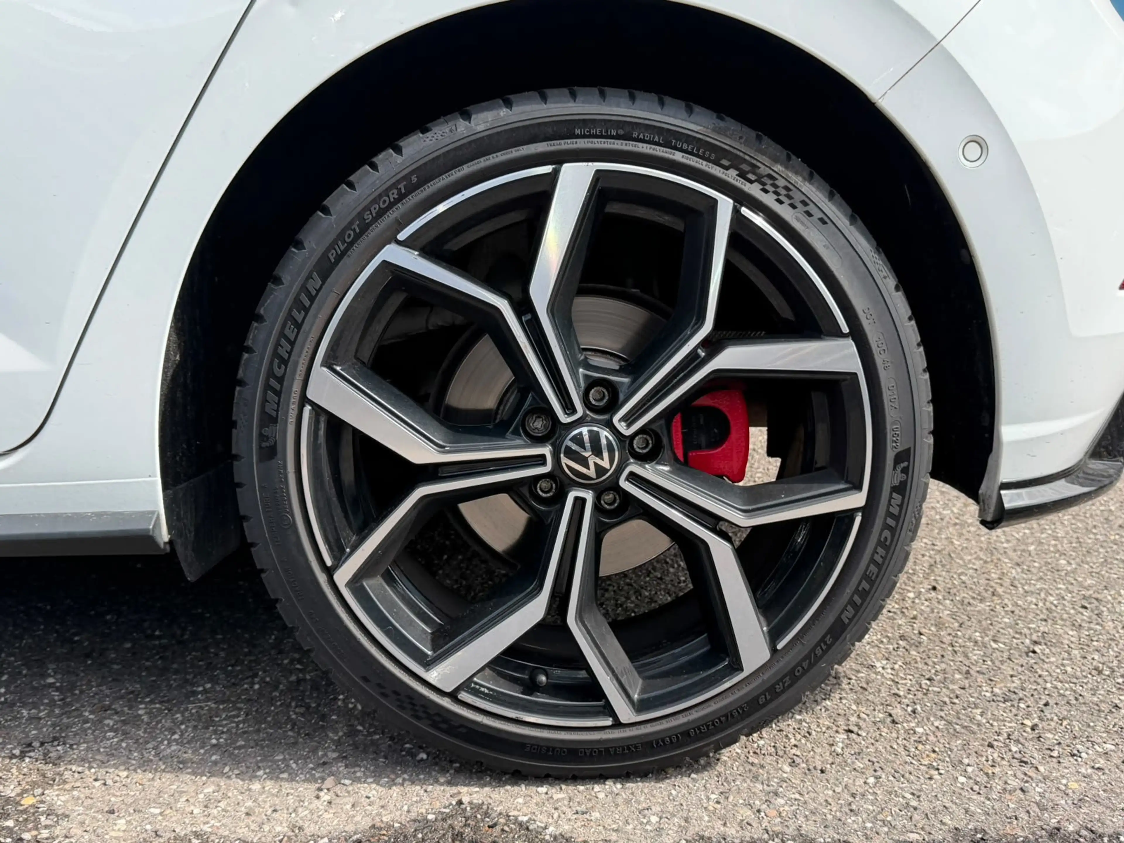 Volkswagen Polo GTI 2.0 TSI - PANO - IQ - VERLICHT LOGO — photo 12