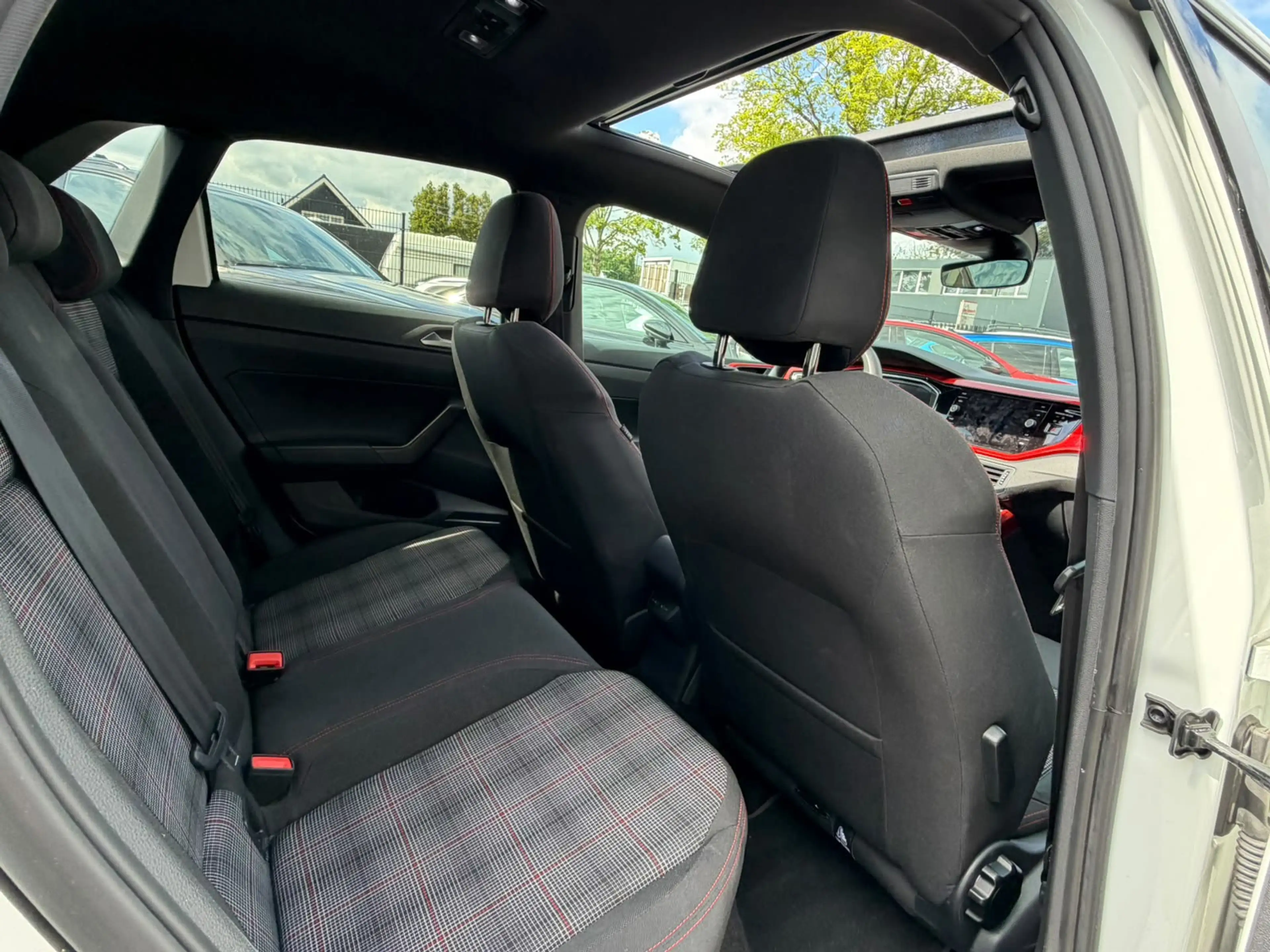 Volkswagen Polo GTI 2.0 TSI - PANO - IQ - VERLICHT LOGO — photo 6