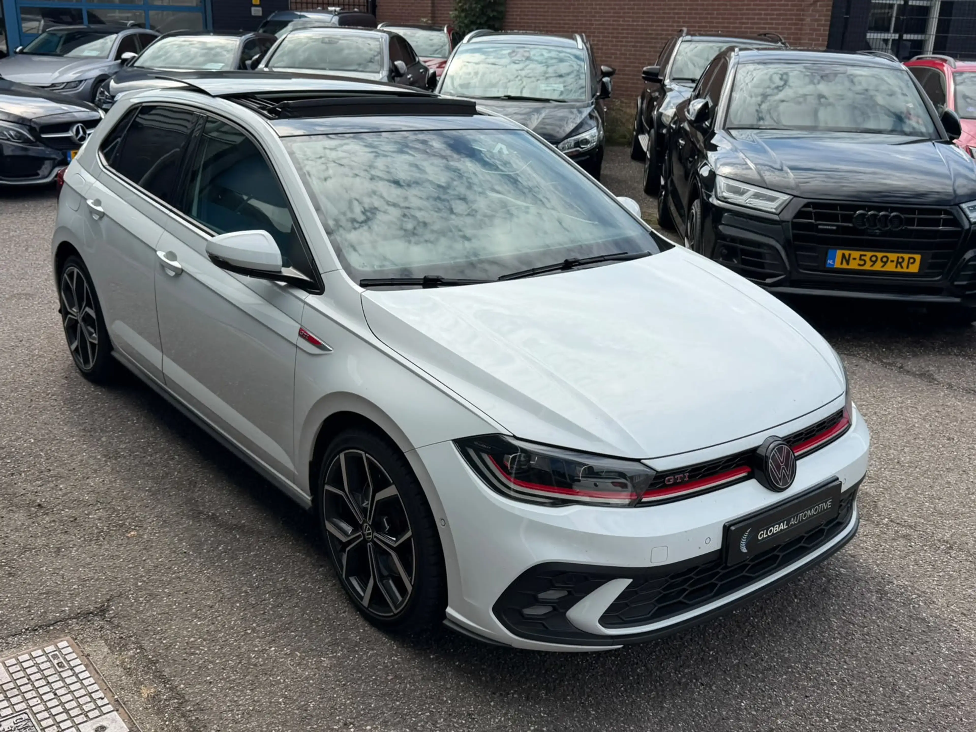 Volkswagen Polo GTI 2.0 TSI - PANO - IQ - VERLICHT LOGO — photo 9