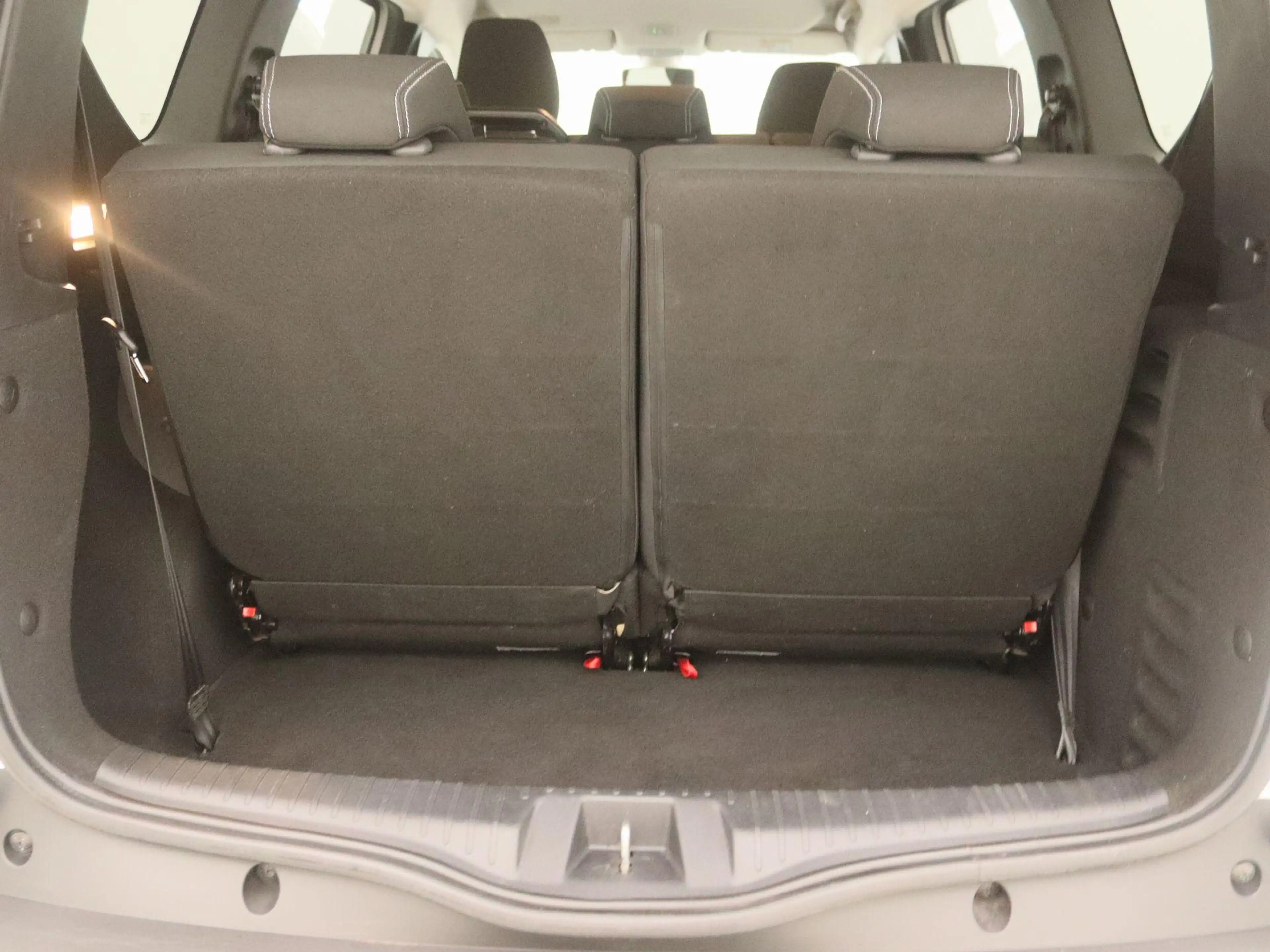 Dacia Jogger 1.0 TCe Bi-Fuel Comfort 7p. — photo 14