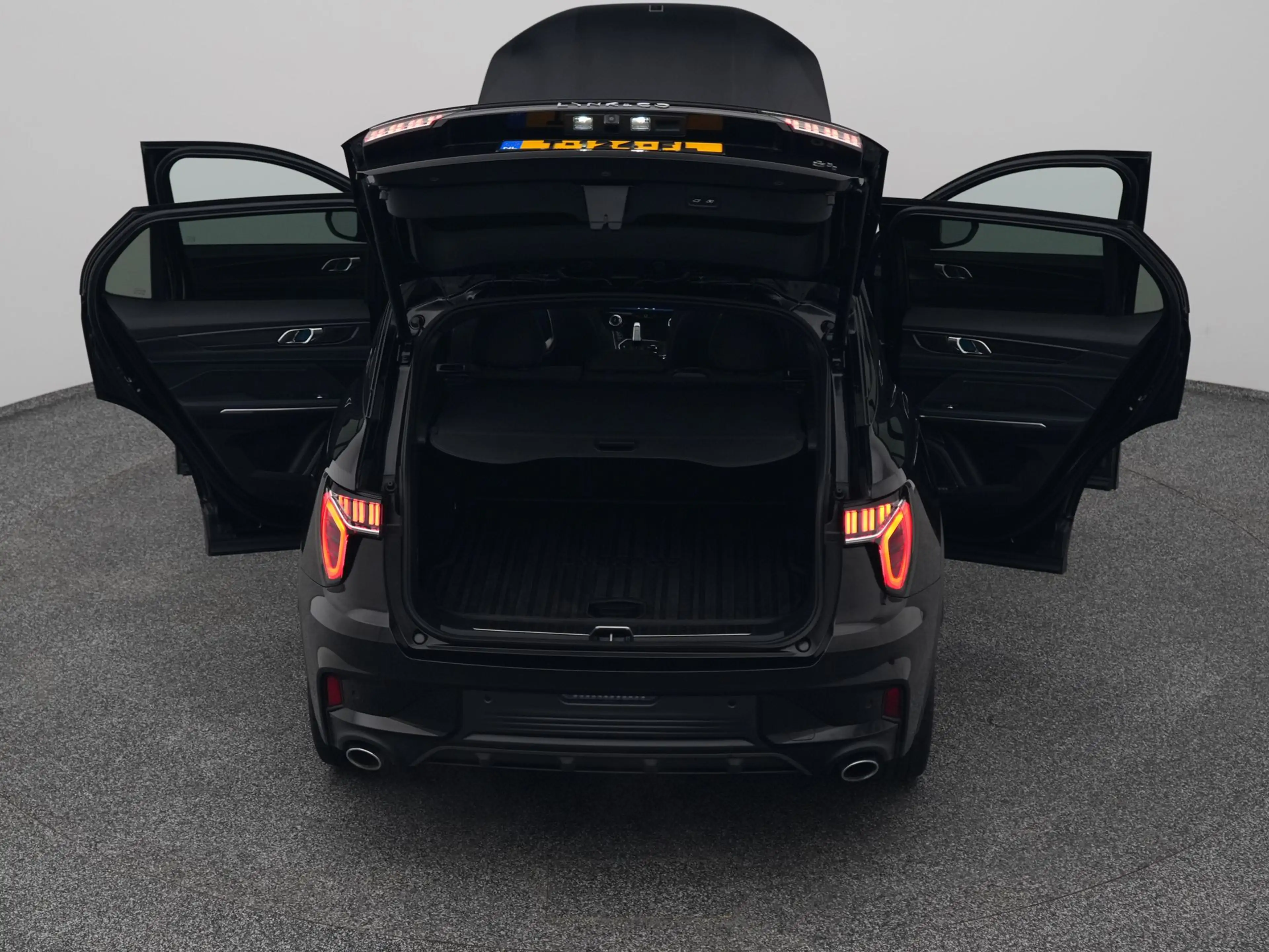 Lynk & Co 01 1.5 Plug-in Hybrid | 360° | BLACK | ZWARTE HEMEL | — photo 29