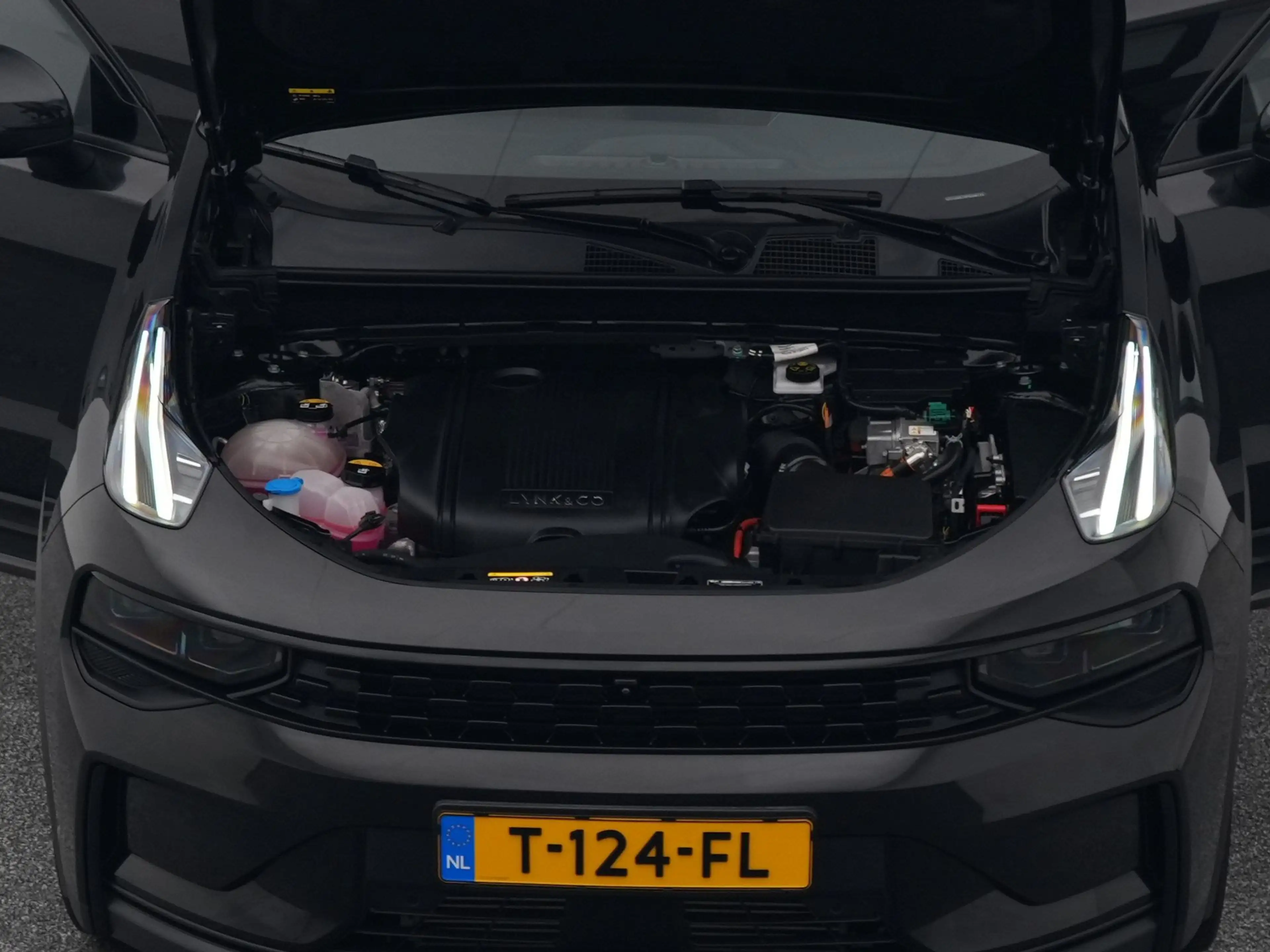 Lynk & Co 01 1.5 Plug-in Hybrid | 360° | BLACK | ZWARTE HEMEL | — photo 31