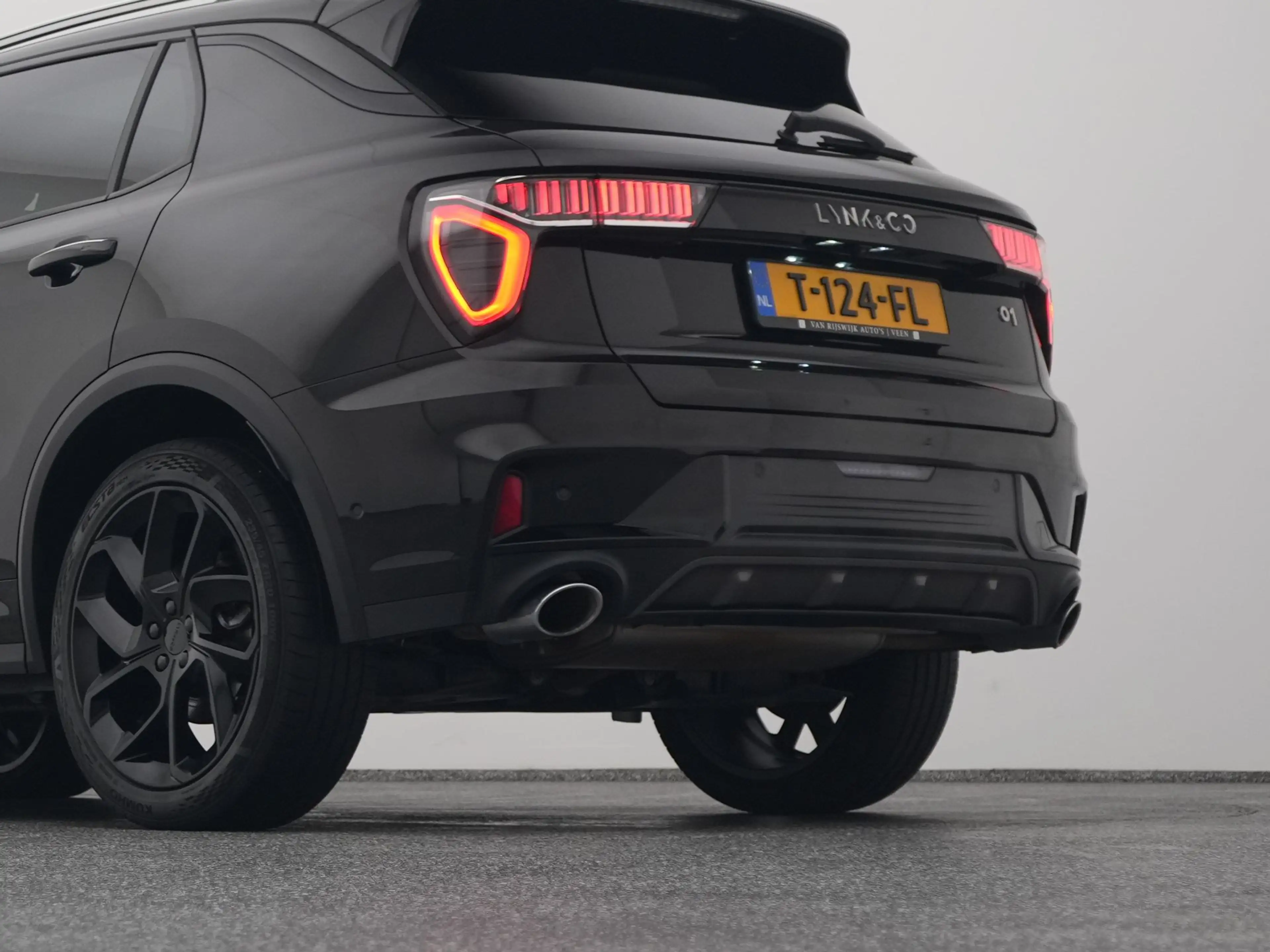 Lynk & Co 01 1.5 Plug-in Hybrid | 360° | BLACK | ZWARTE HEMEL | — photo 22
