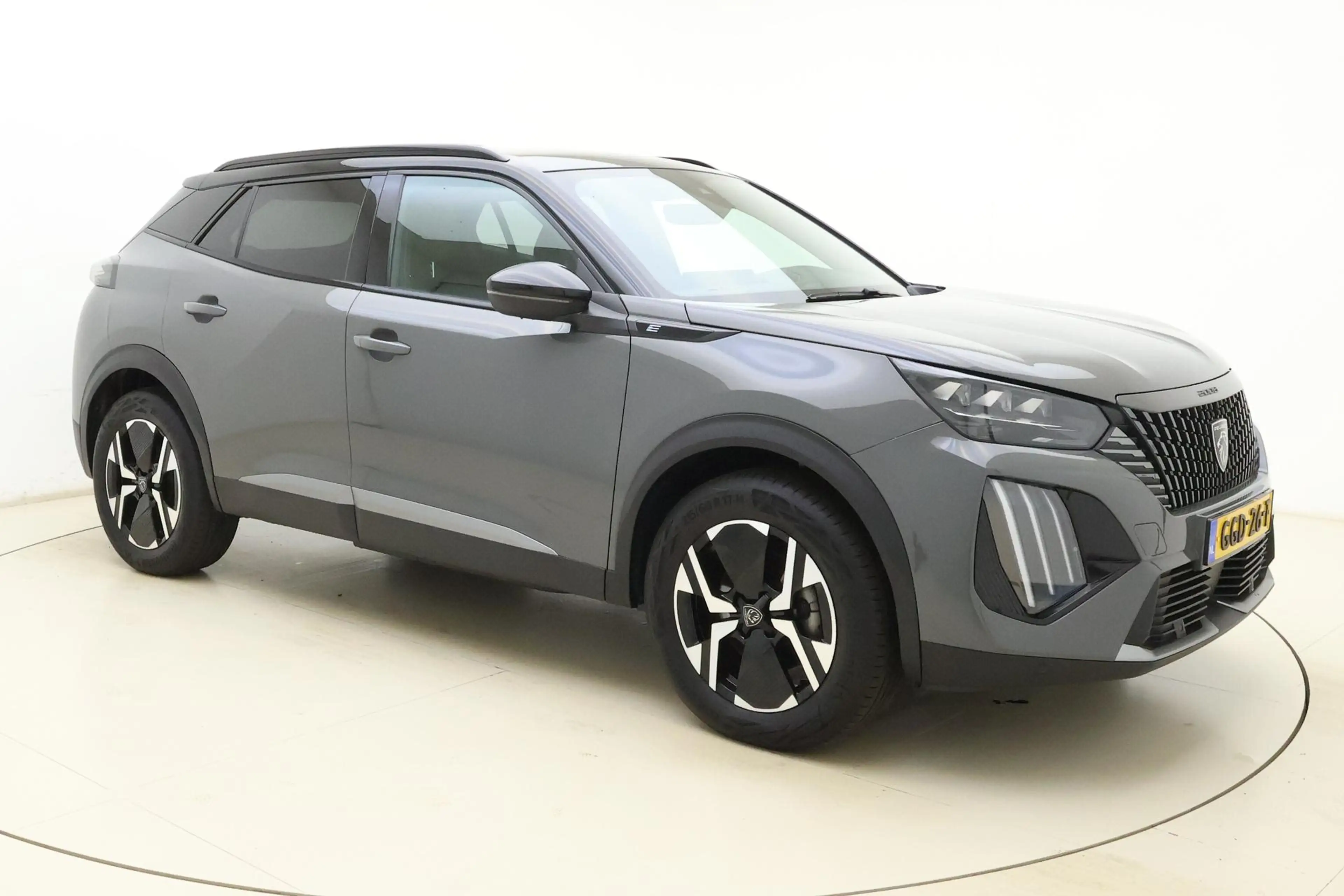 Peugeot e-2008 EV GT 54 kWh | Achteruitrijcamera | Dakrails | Cru — photo 8