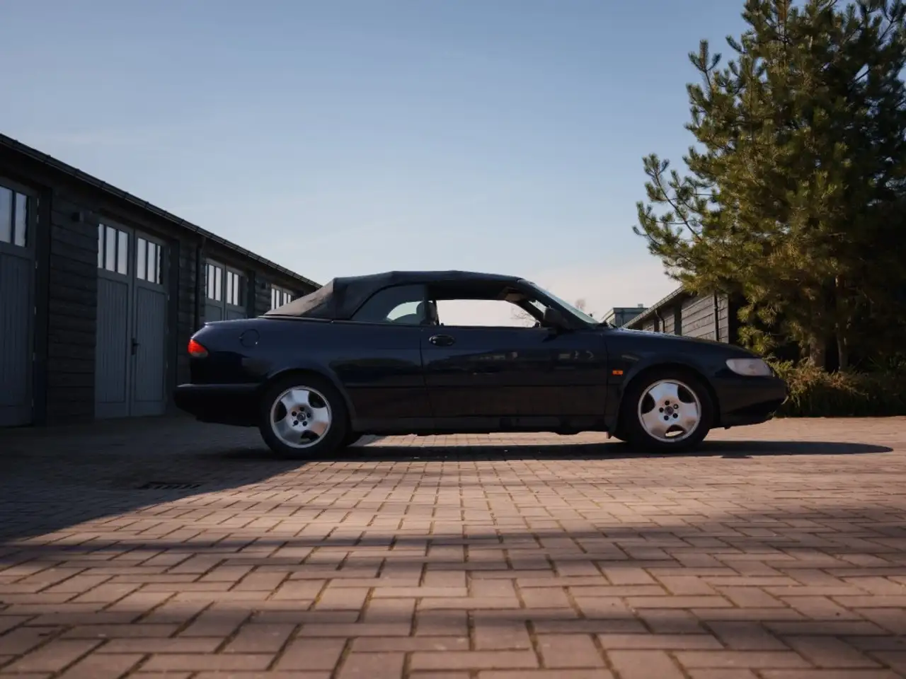 Saab 900 2.0 SE Turbo - Cabrio - Donkerblauw Metallic, foto 9