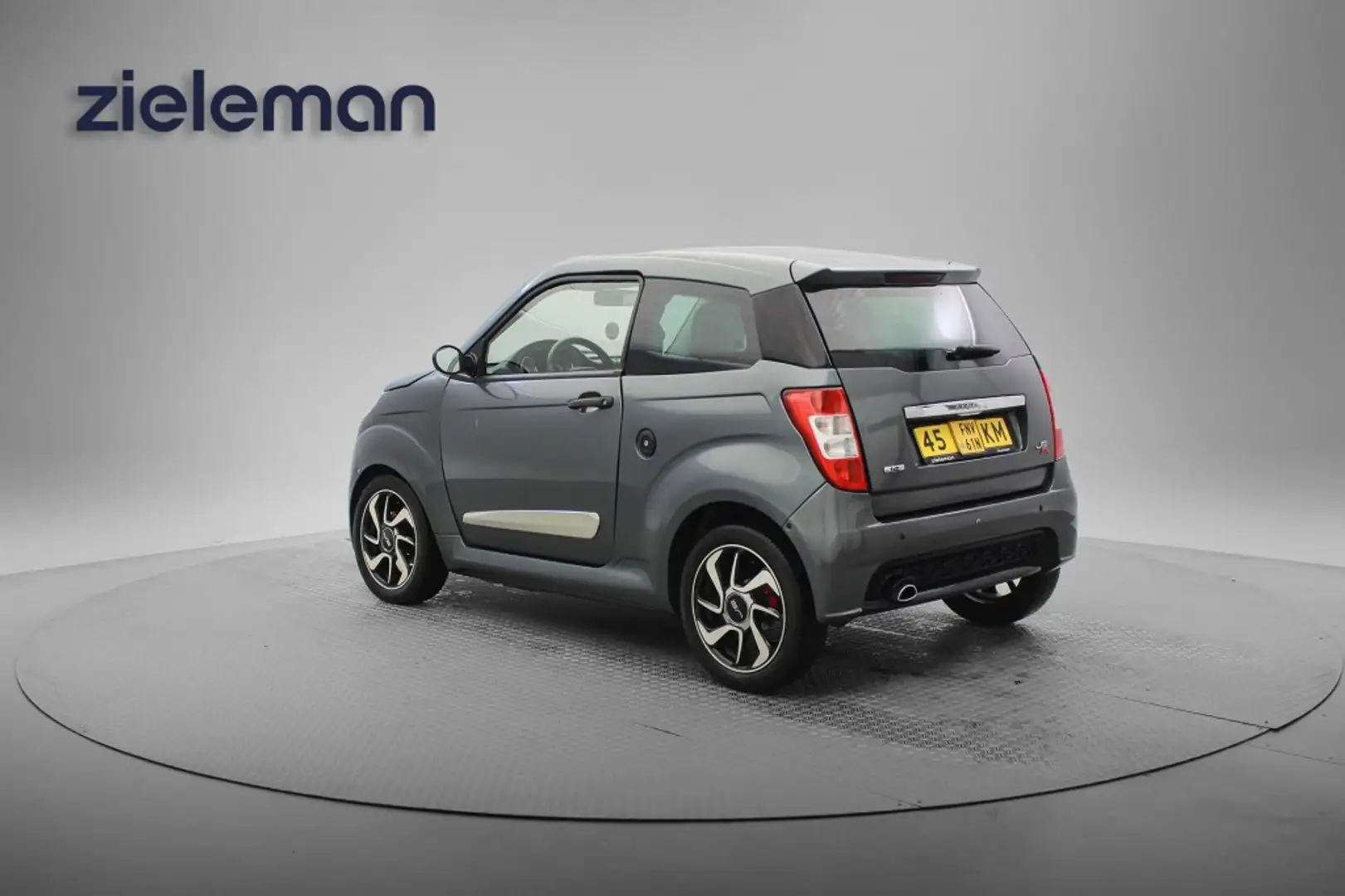 Ligier JS 50 dCi L Club - 2017 - 13.076 Km - Leer Grijs - 2