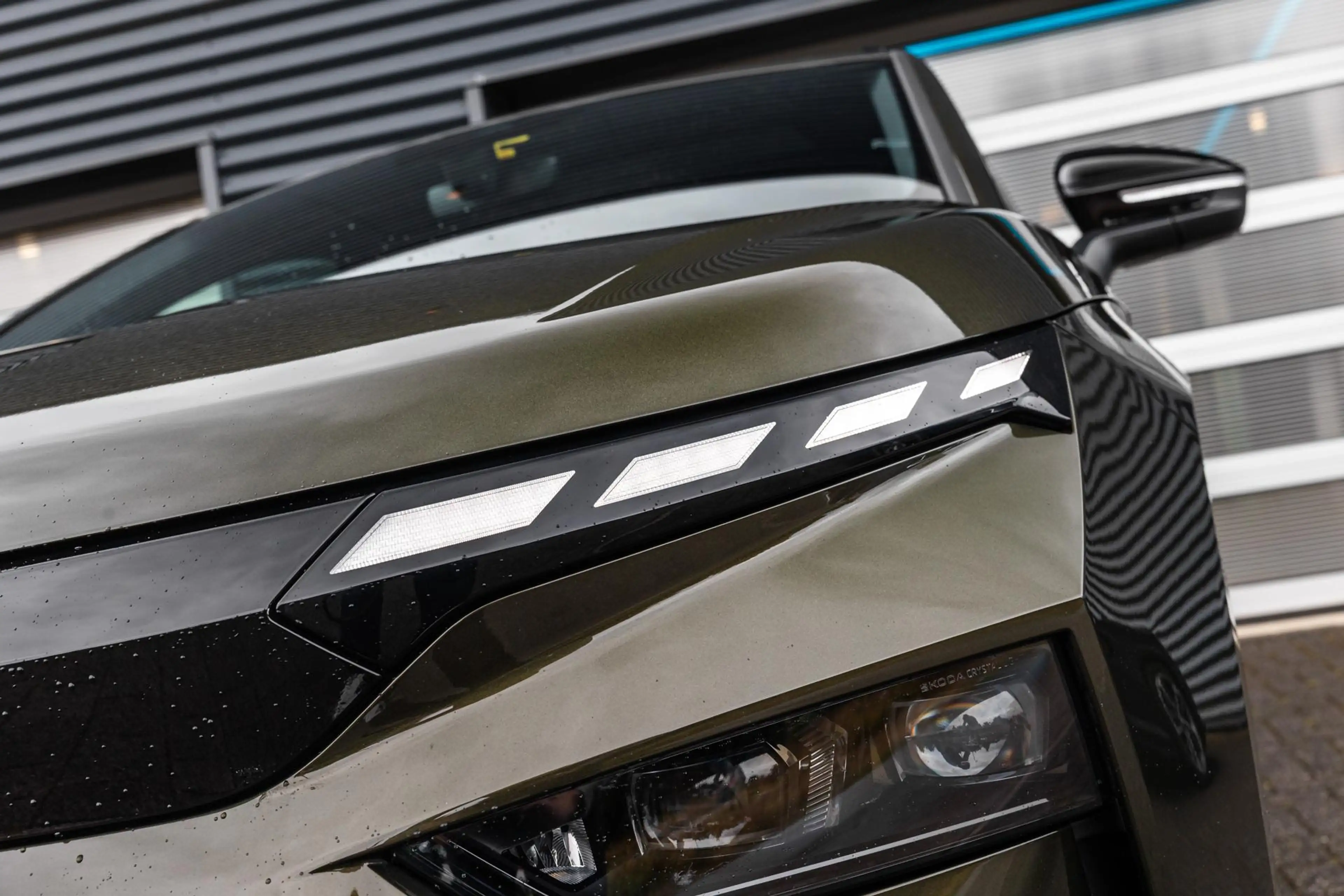 Skoda Enyaq 85 Sportline 286pk | Panoramadak | Stoelverwarming — photo 11