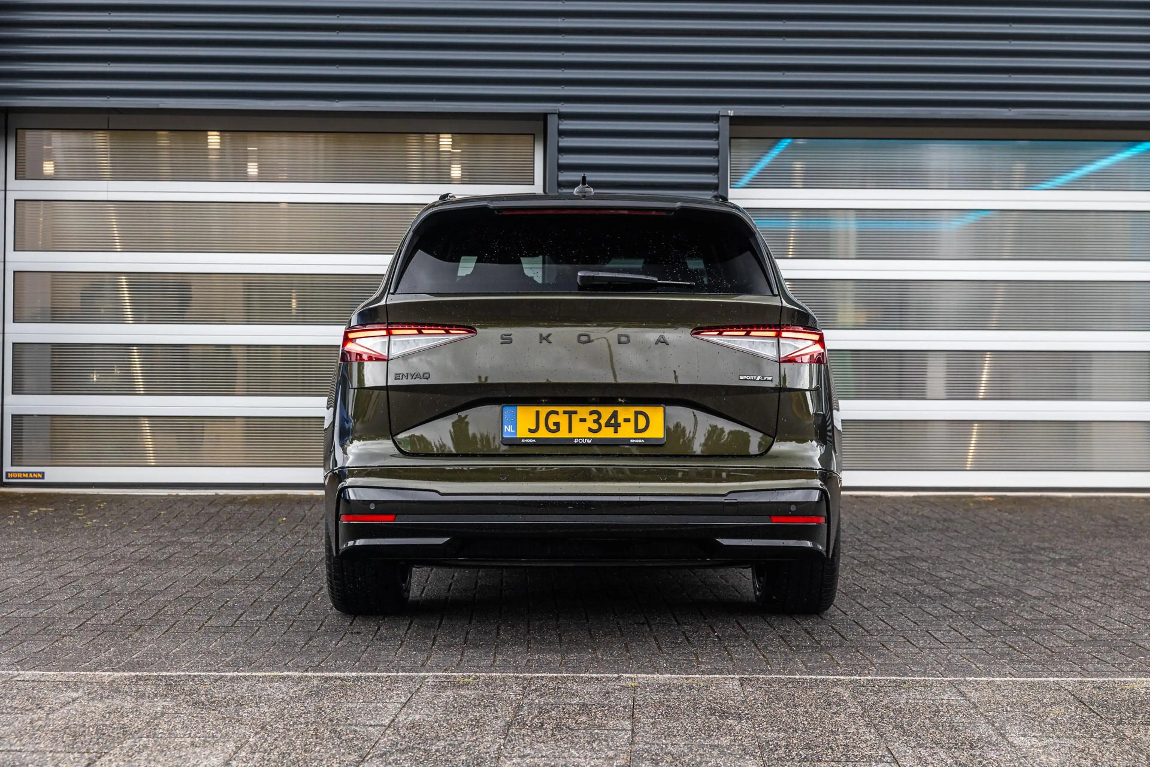 Skoda Enyaq 85 Sportline 286pk | Panoramadak | Stoelverwarming — photo 15