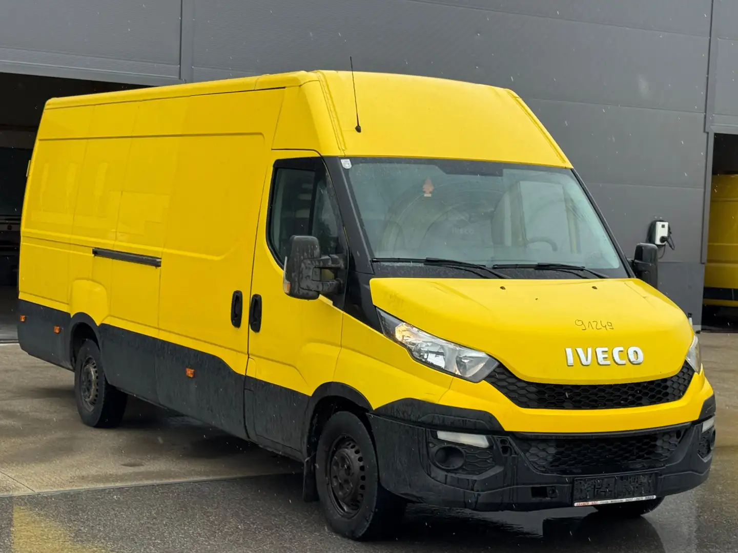 Iveco Daily L5 H3 Top* Kredit* 1. Besitzer* MwSt* Gepflegt* Gelb - 2