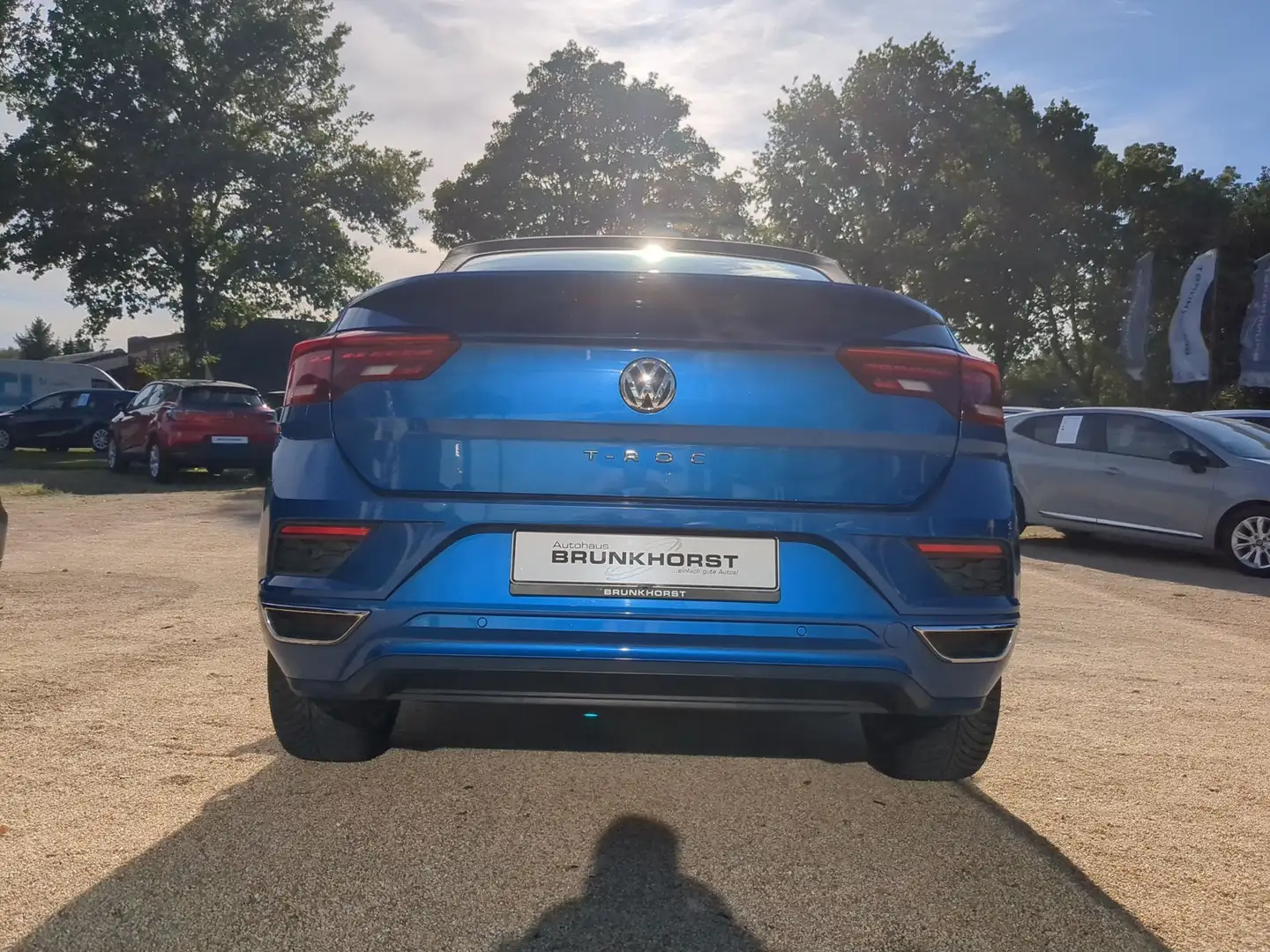 Volkswagen T-Roc Cabriolet 1.5 TSI R-Line GJR+SHZ+Klimaauto. Blau - 2