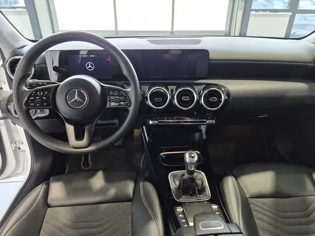 Mercedes-Benz A-Class view 9