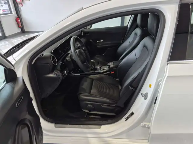 Mercedes-Benz A-Class view 8