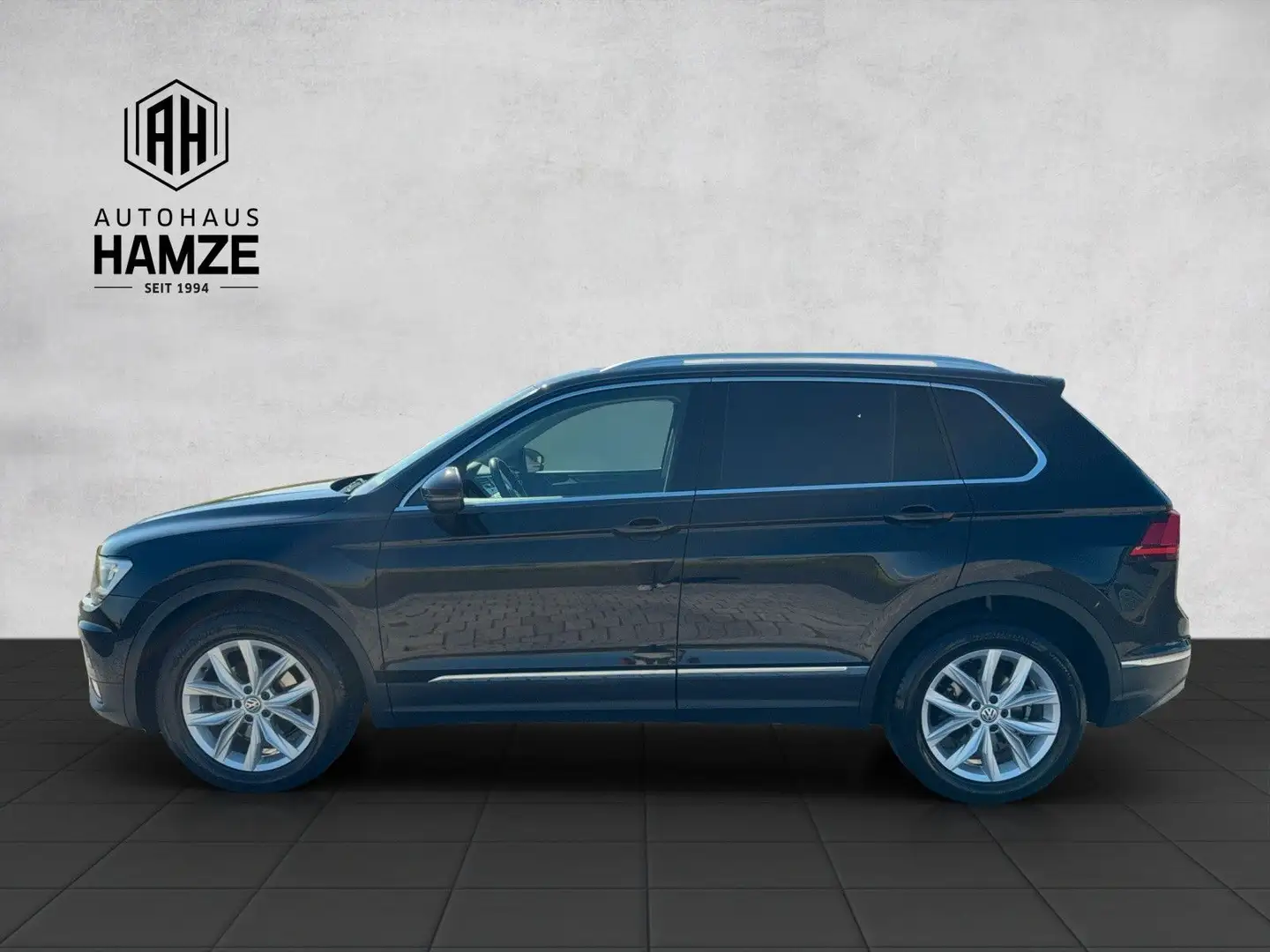 Volkswagen Tiguan Highline 4Motion|DSG|ACC|LED|Kamera|Navi Zwart - 2